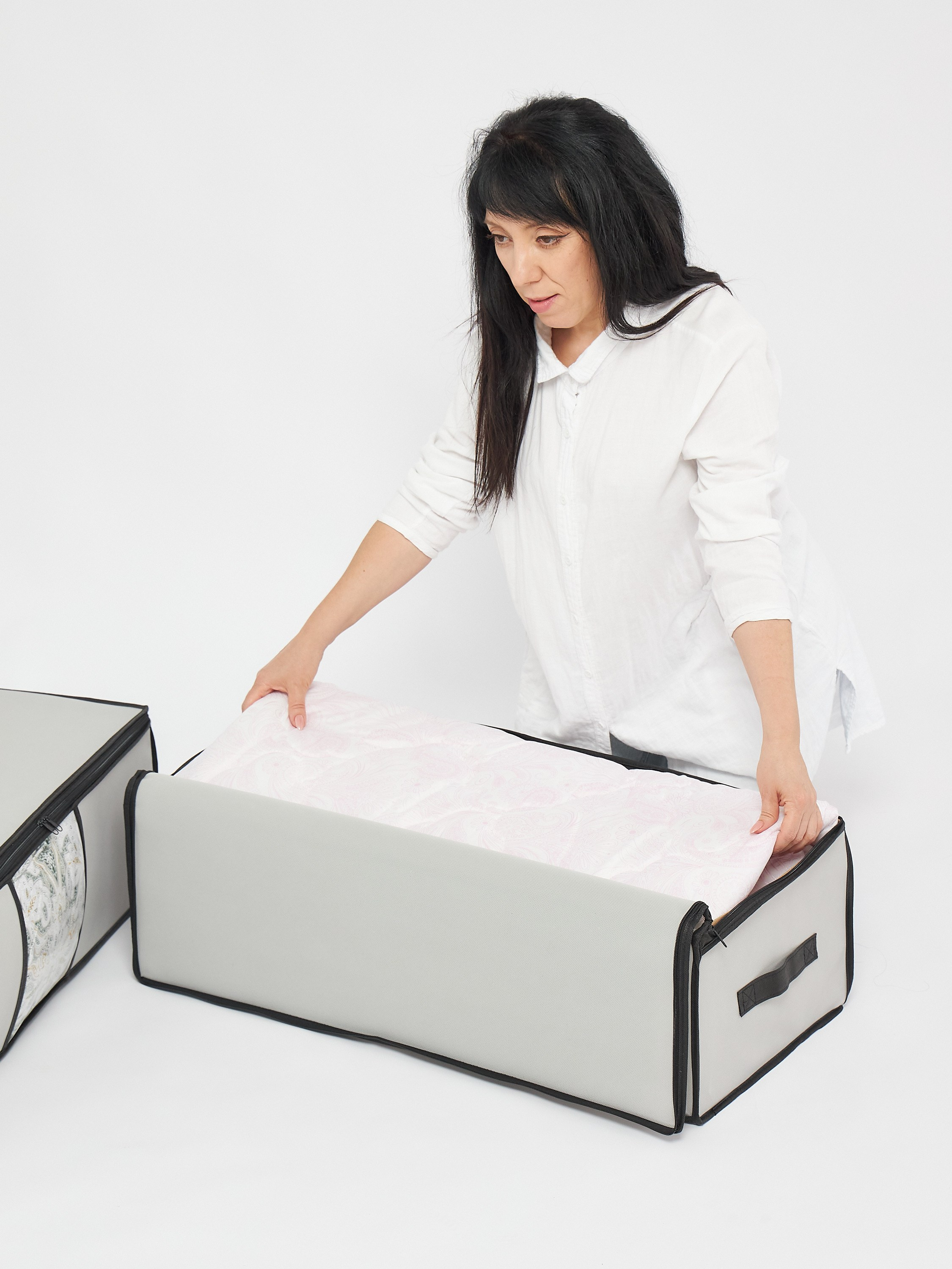 Фотосъемка кофров для хранения одежды для маркетплейсов. Алексей Темнов — фотограф в Пятигорске