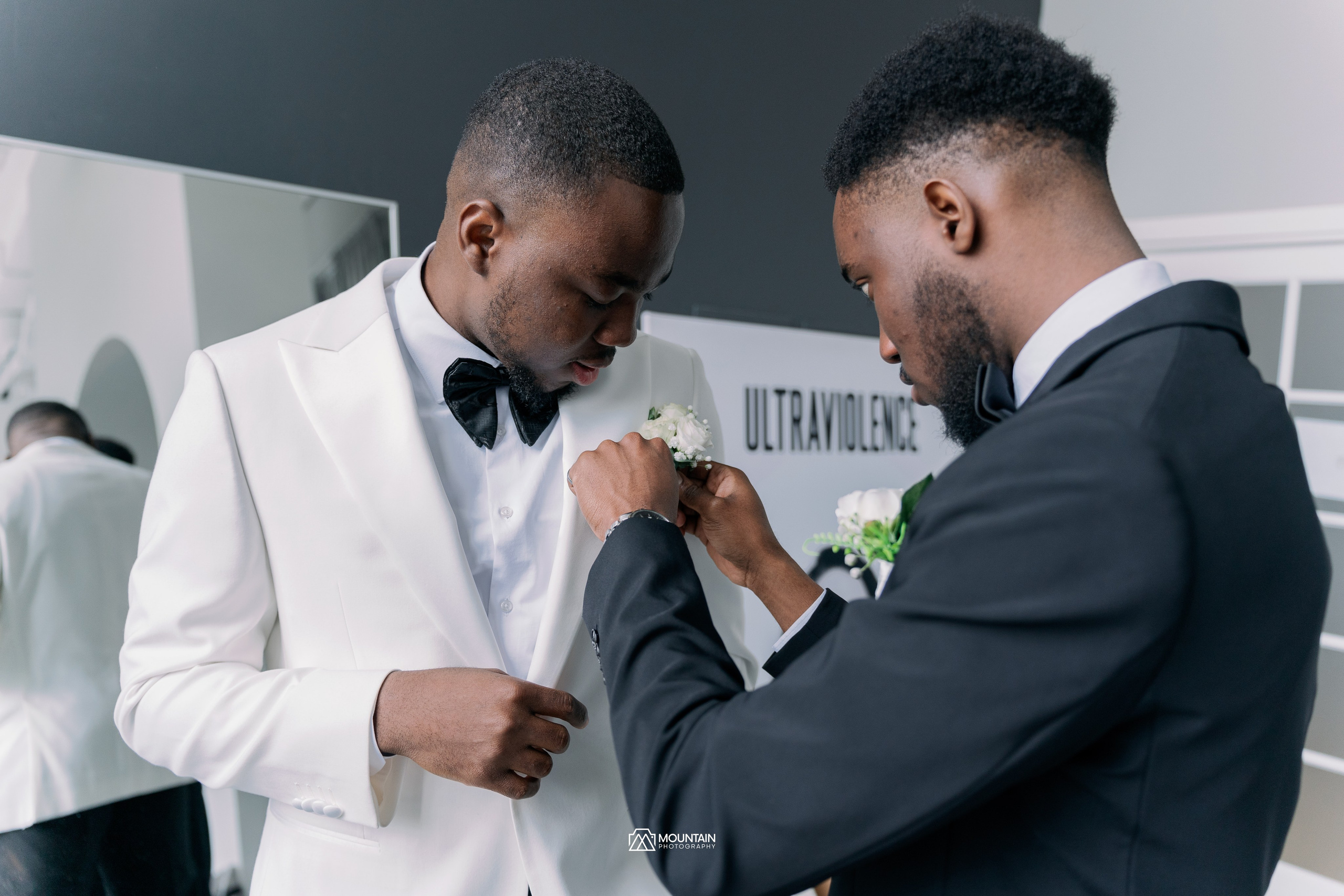 Cletus And Karabo. Я занимаюсь событийной, свадебной, товарной, студийной… фотографией