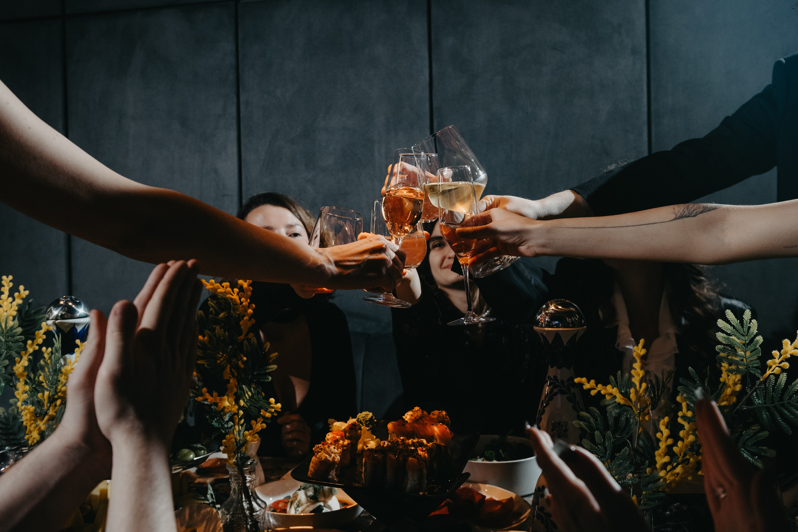 День рождения в Hide