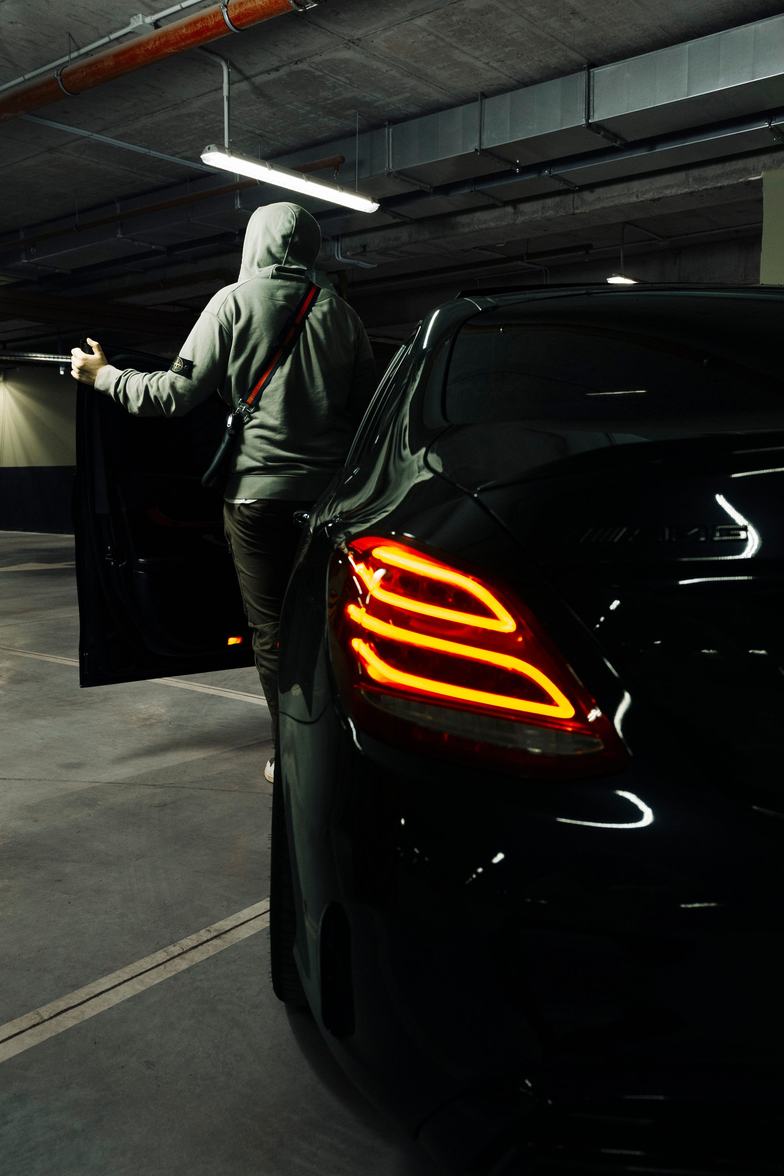 Mercedes-Benz C 63 AMG S. Портретный фотограф Москва Белогорцев Сергей