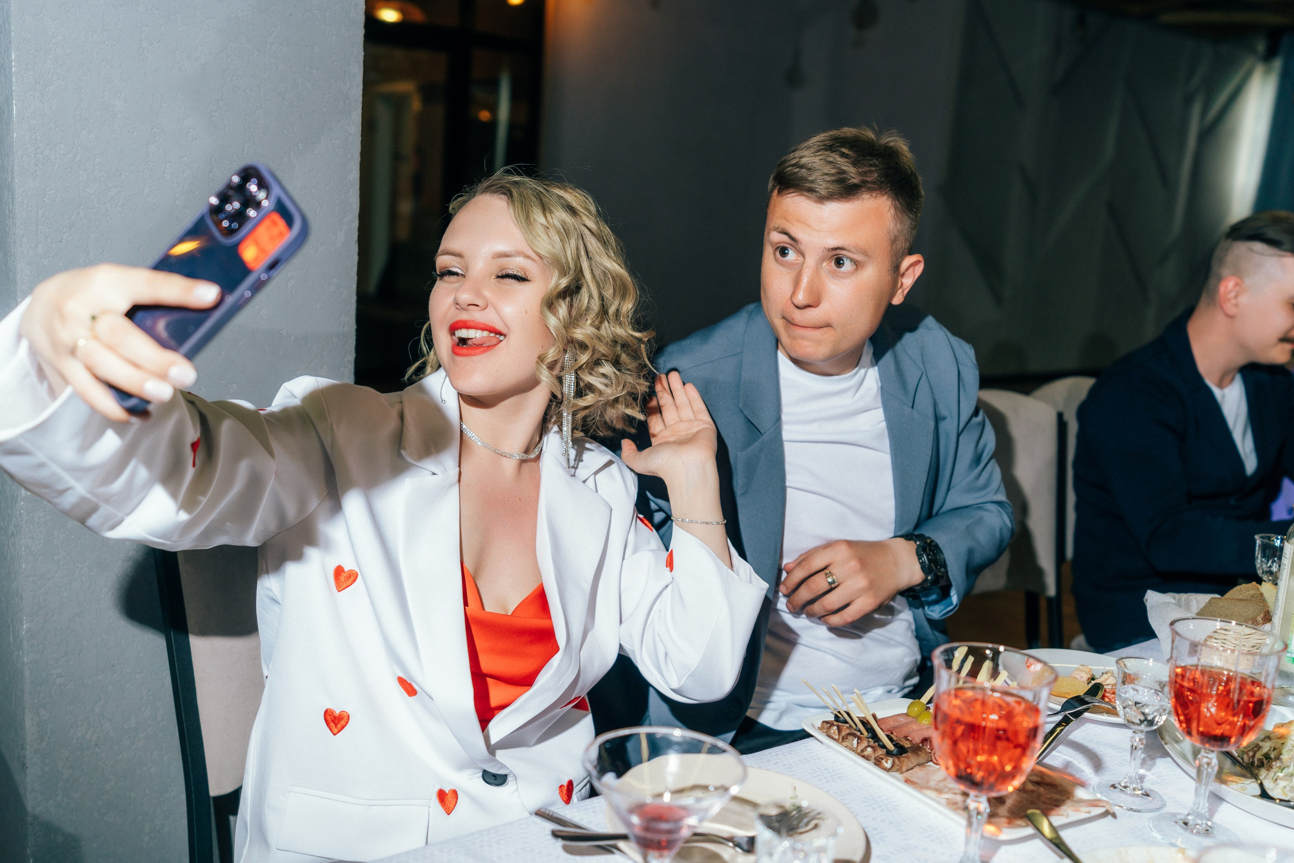 Красный кабриолет. Фотограф Ангарск Иркутск Ксения Король