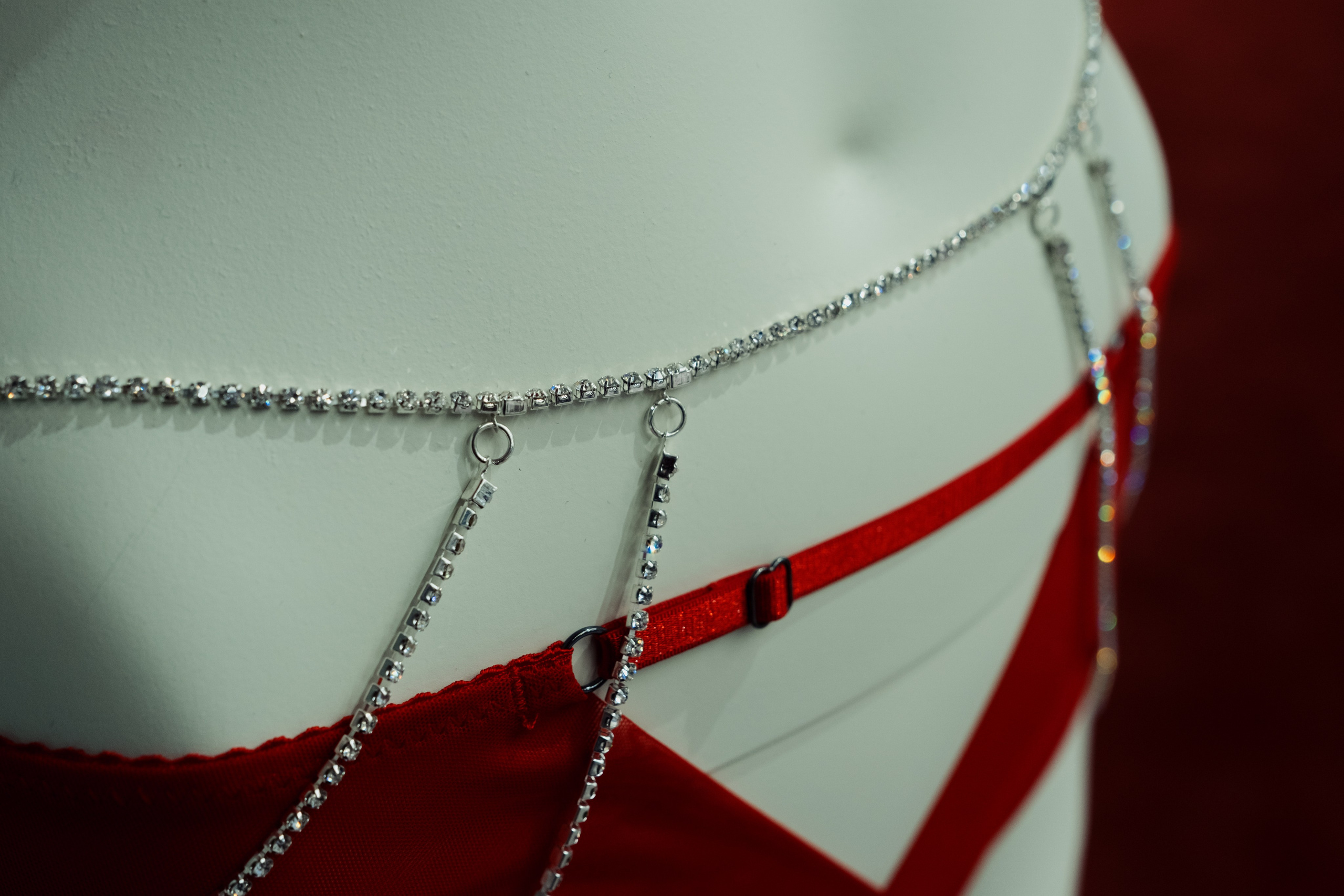 SCANDALE MANIERE. Репортажный и портретный фотограф в Москве Илья Спиридонов