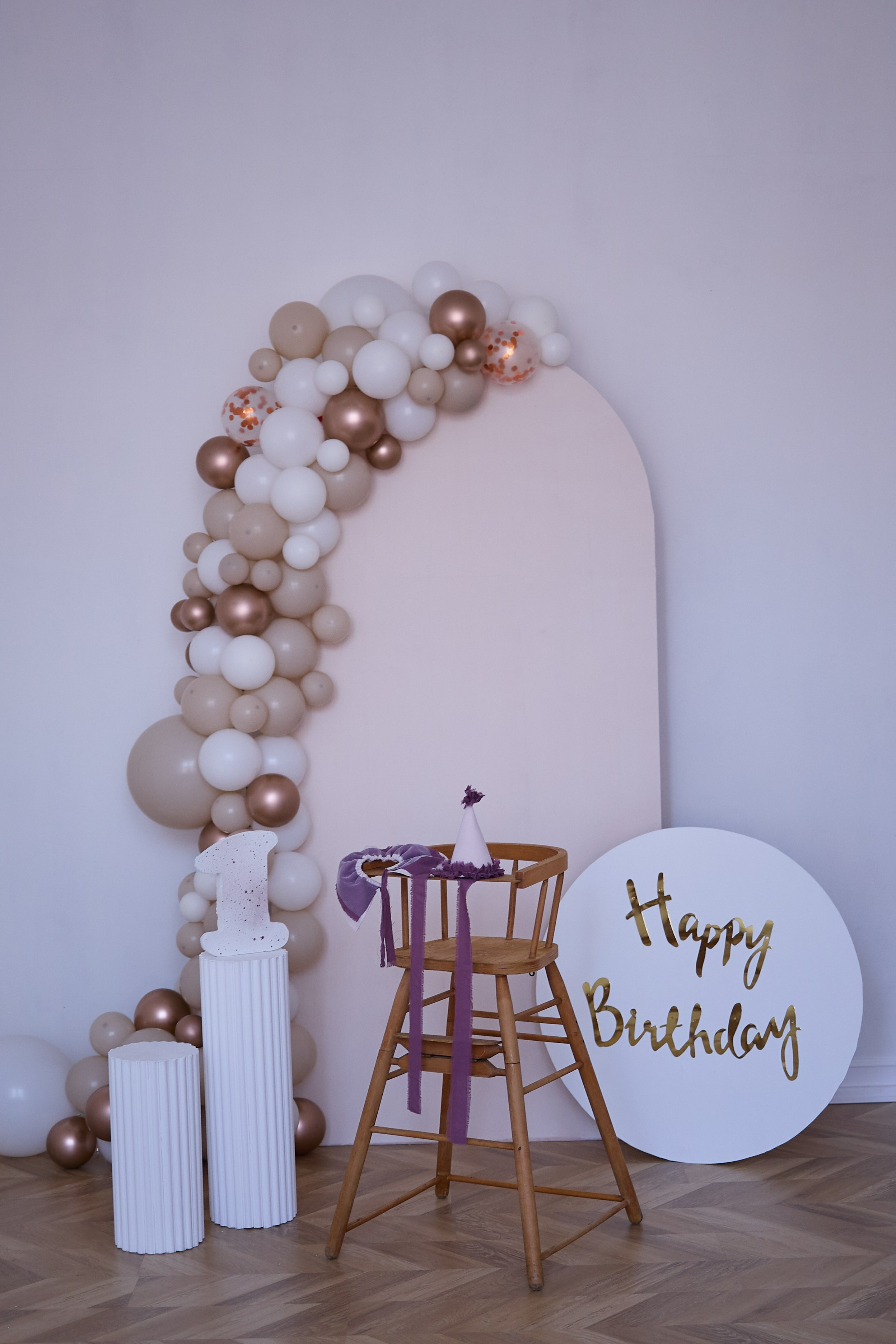 Зал Roomy «семейный». Фотостудия Roomy в Краснодаре | Семейные и детские съёмки дней рождения от 1 до 5 лет, аренда зала фотостудии