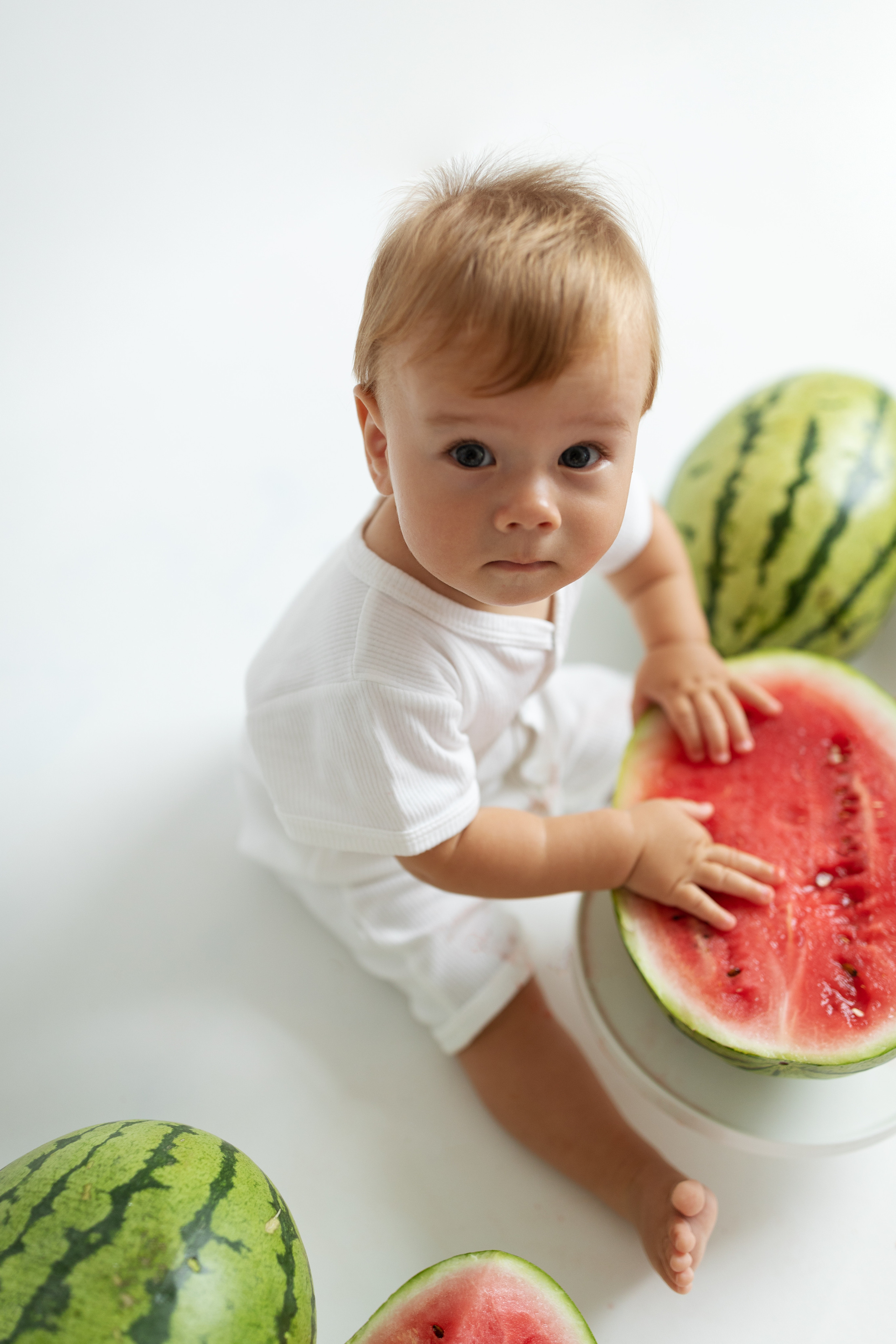Артур и арбузы. Фотограф на годик Хабаровск Детский и семейный фотограф в Хабаровске Юлия Матвиенко