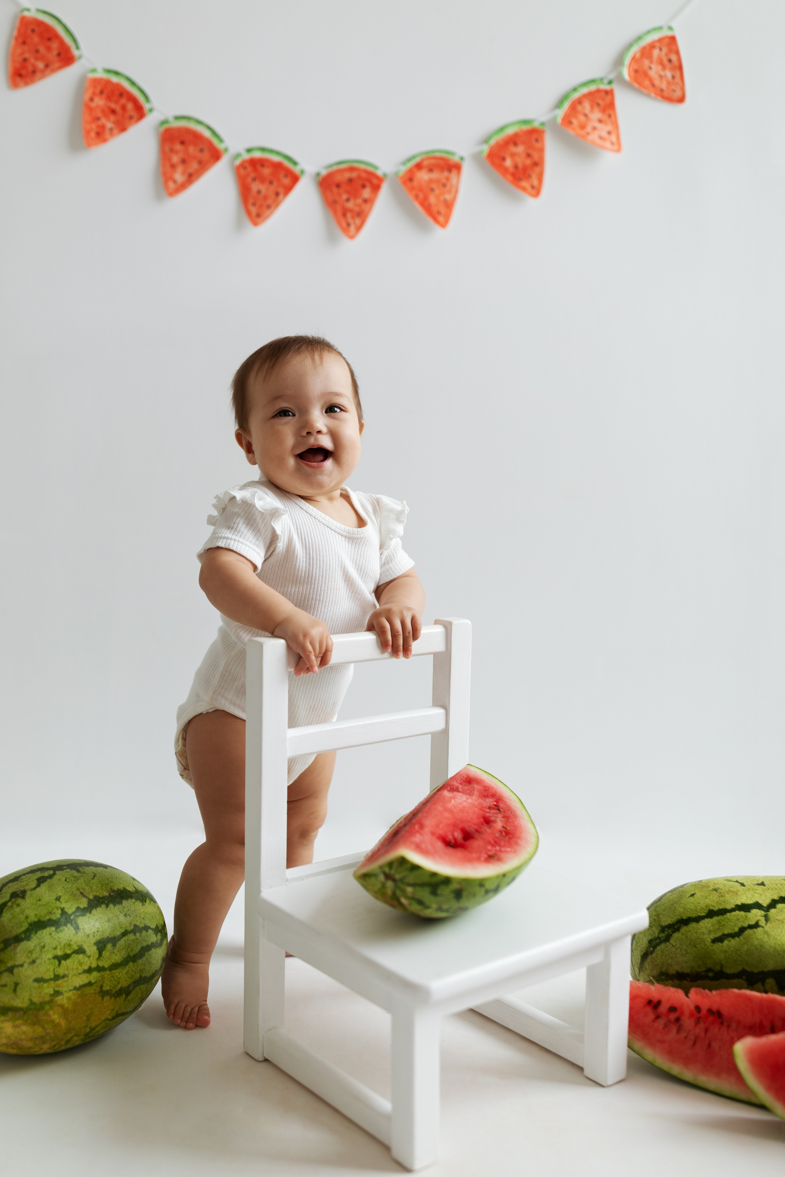 Ева и арбузы. Фотограф на годик Хабаровск Детский и семейный фотограф в Хабаровске Юлия Матвиенко