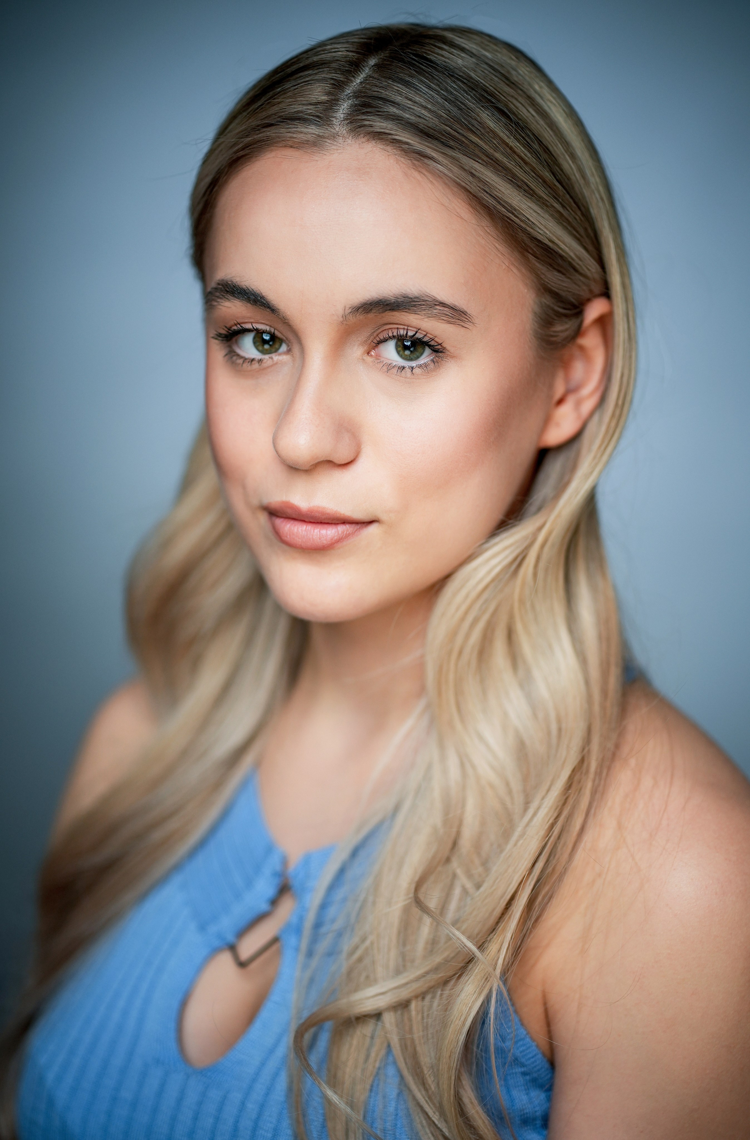 Актриса Серафима Коваленко. Портретная съемка в Москве, студийный фотограф Игорь Фомин