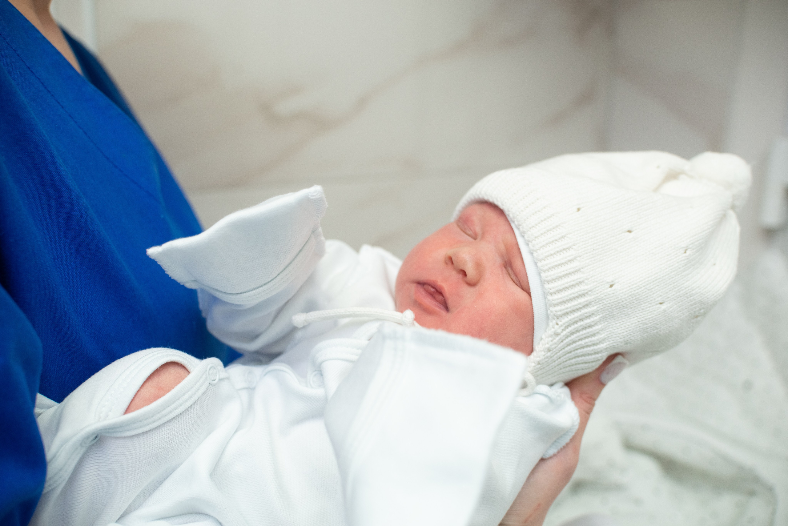 Выписка Машеньки 3РД. Семейный фотограф на выписку из роддома и крещение Минск Настя Гришук