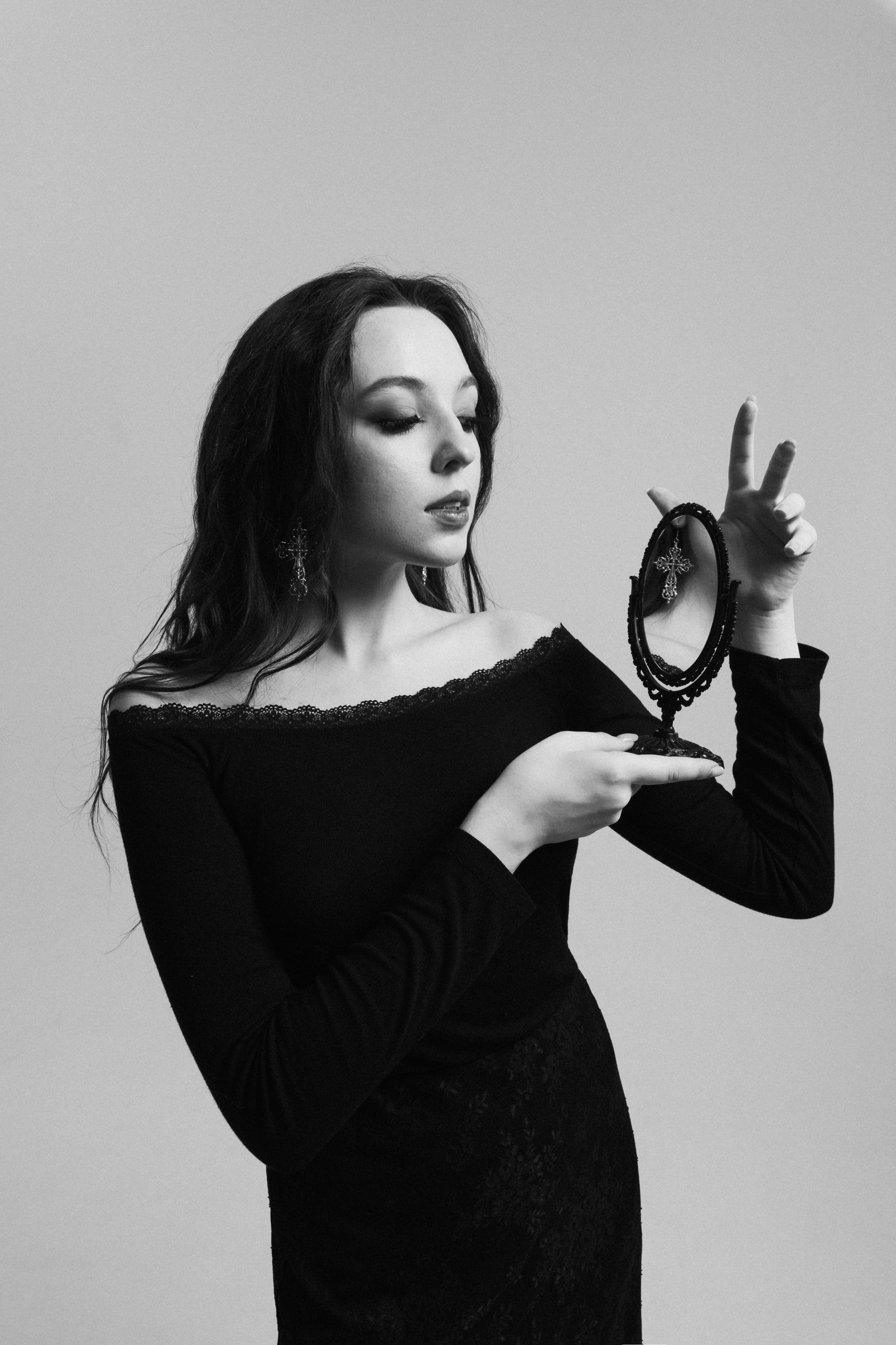 Esoterique. F11 production