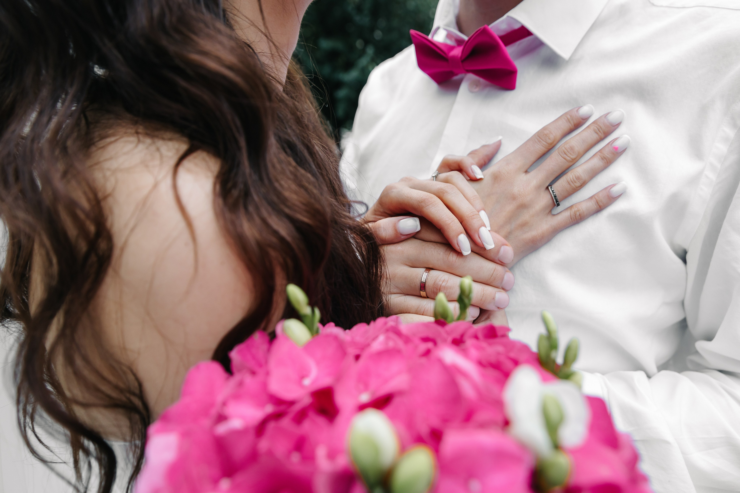 ДВОРЕЦ № 2 | Июль, кабриолет, академия Штиглица. Свадебный фотограф в Санкт-Петербурге Полина Корзухина