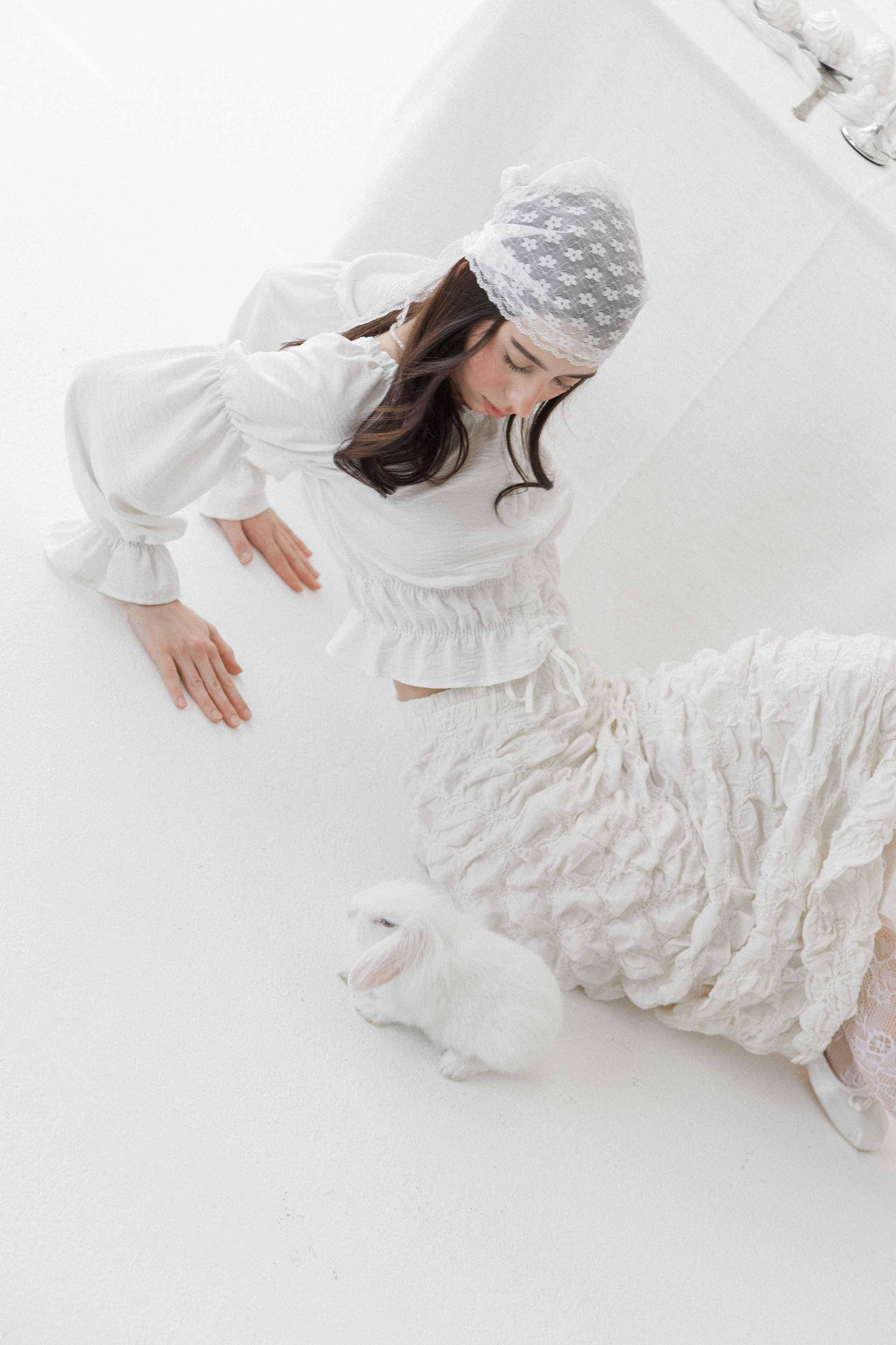 Творческая съемка к Пасхе с кроликом. Главная