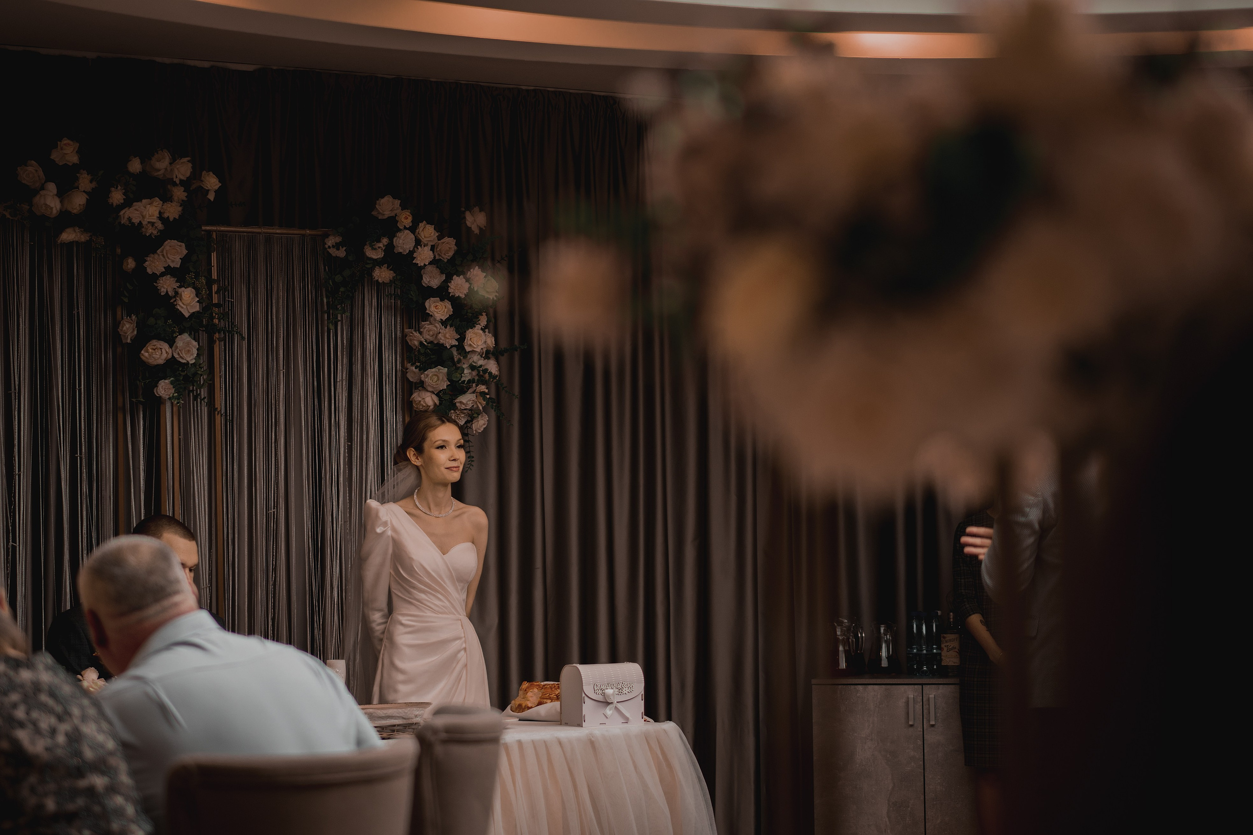 Фотосессия свадебного банкета. Банкетный зал Мезон в Екатеринбурге