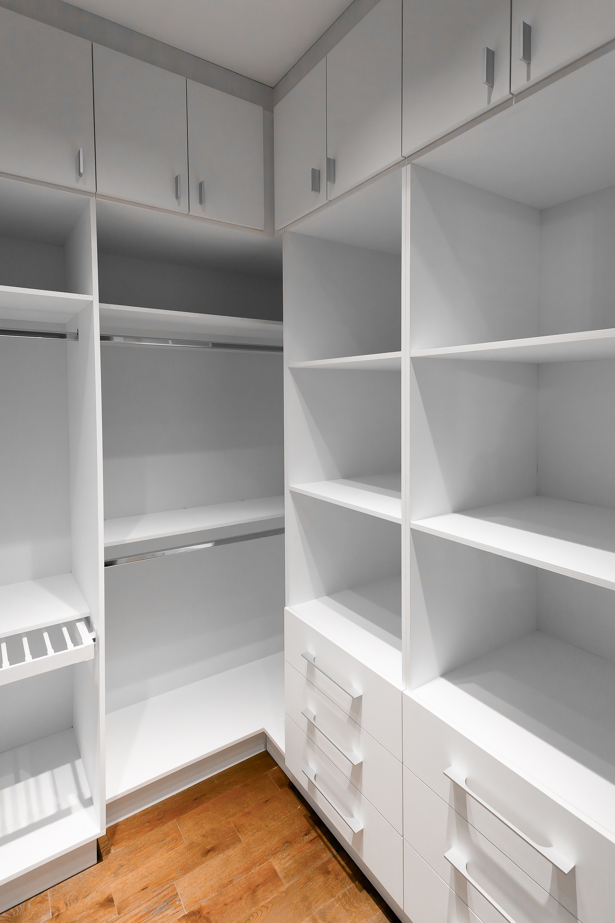 Central interior. Репортажный фотограф в Алмате Чумаков Георгий