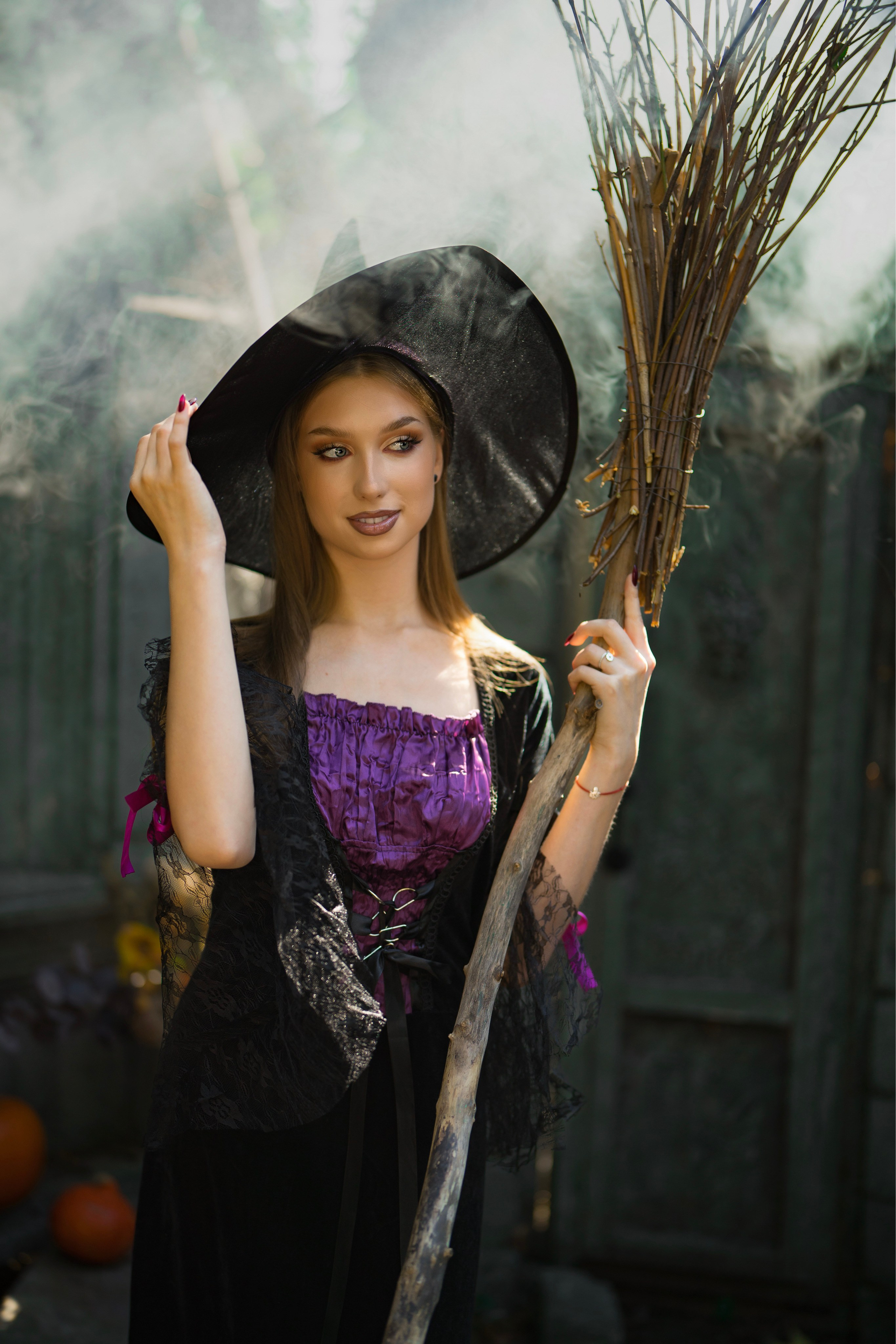 Ведьмочка. Ваш фотограф Tetiana Kolos, найду самый удачный ракурс и словлю момент