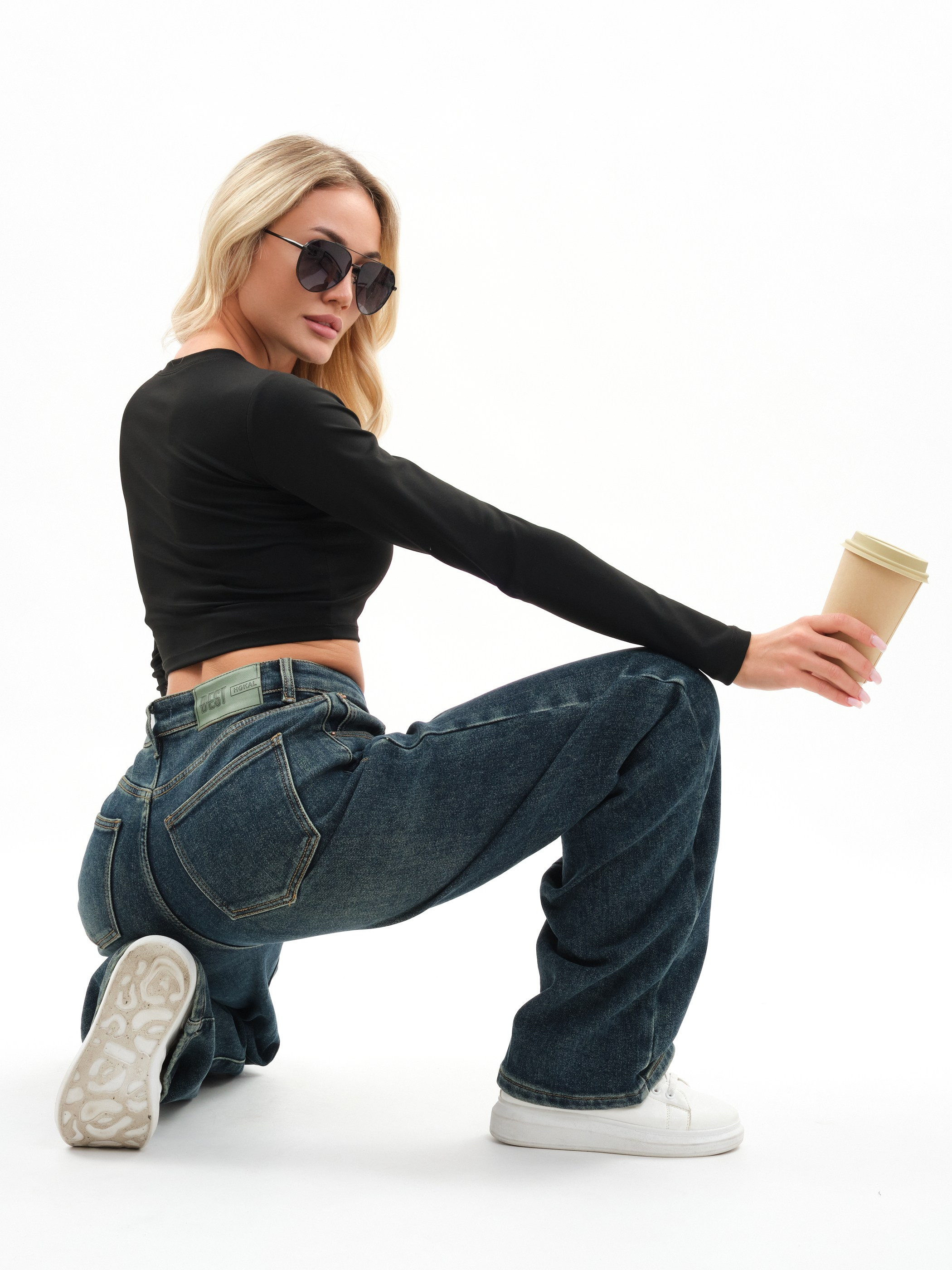 Каталог предметной и fashion-съёмки на белом фоне — Артур Карташев. Фотограф Карташев Артур