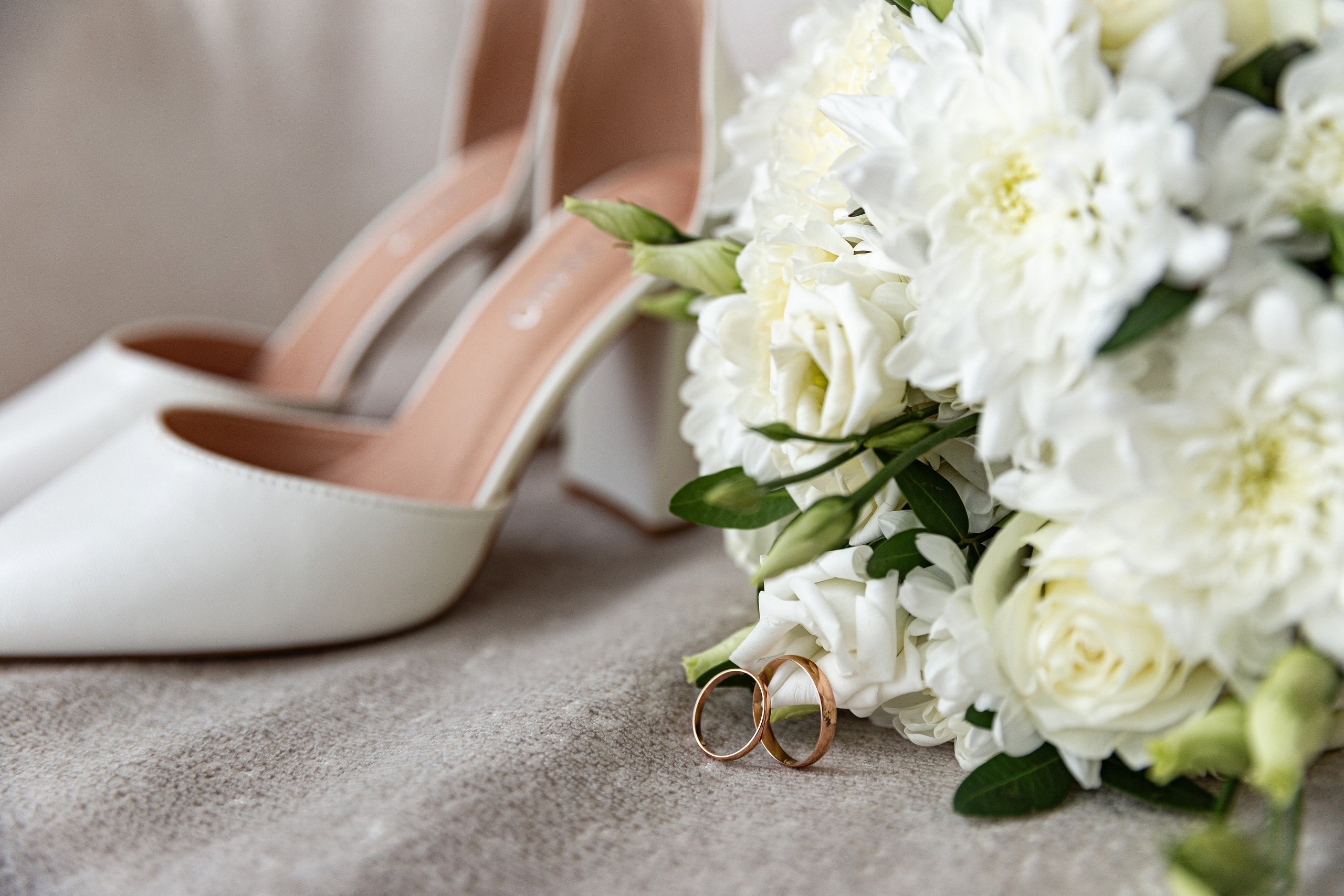 Свадебная фотосессия в Ярославле. Свадебный и семейный фотограф в Ярославле Александр Лобков