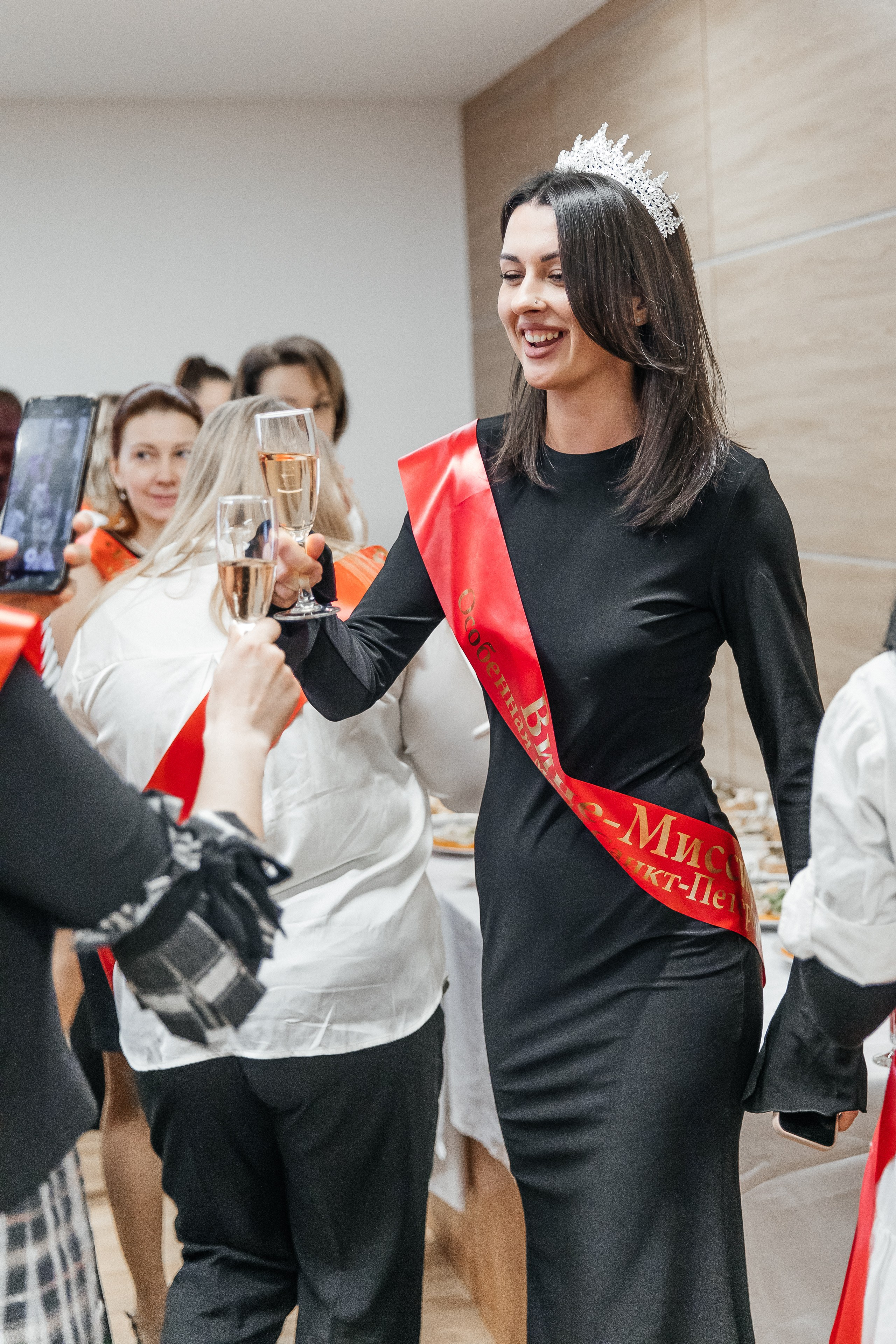 Конкурс красоты и материнства «Особенная мама 2024». Открытие. Фотограф в Санкт-Петербурге Алена Сертакова