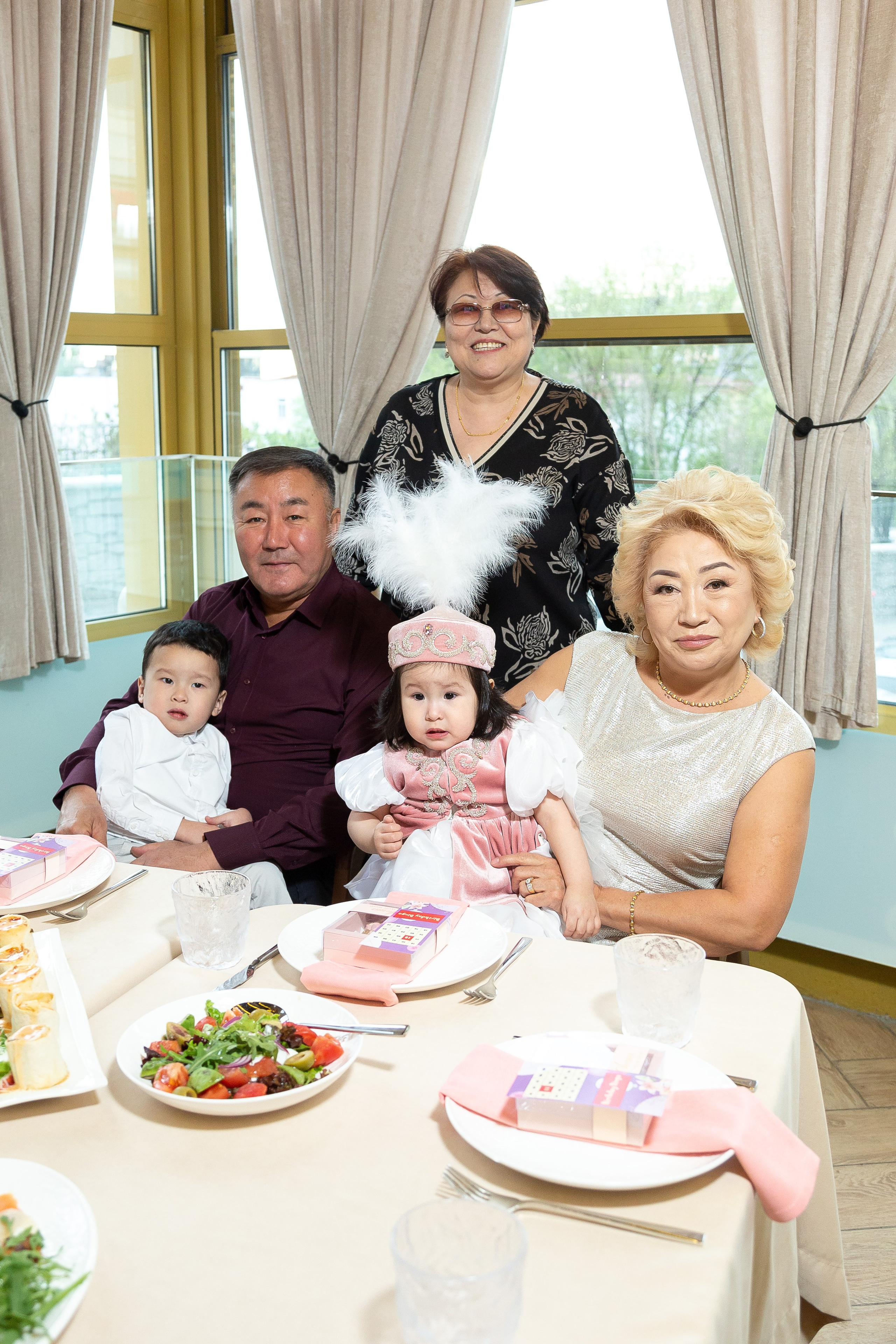 Айше 1 годик. Свадебный фотограф в Алматы Айгерим Верба