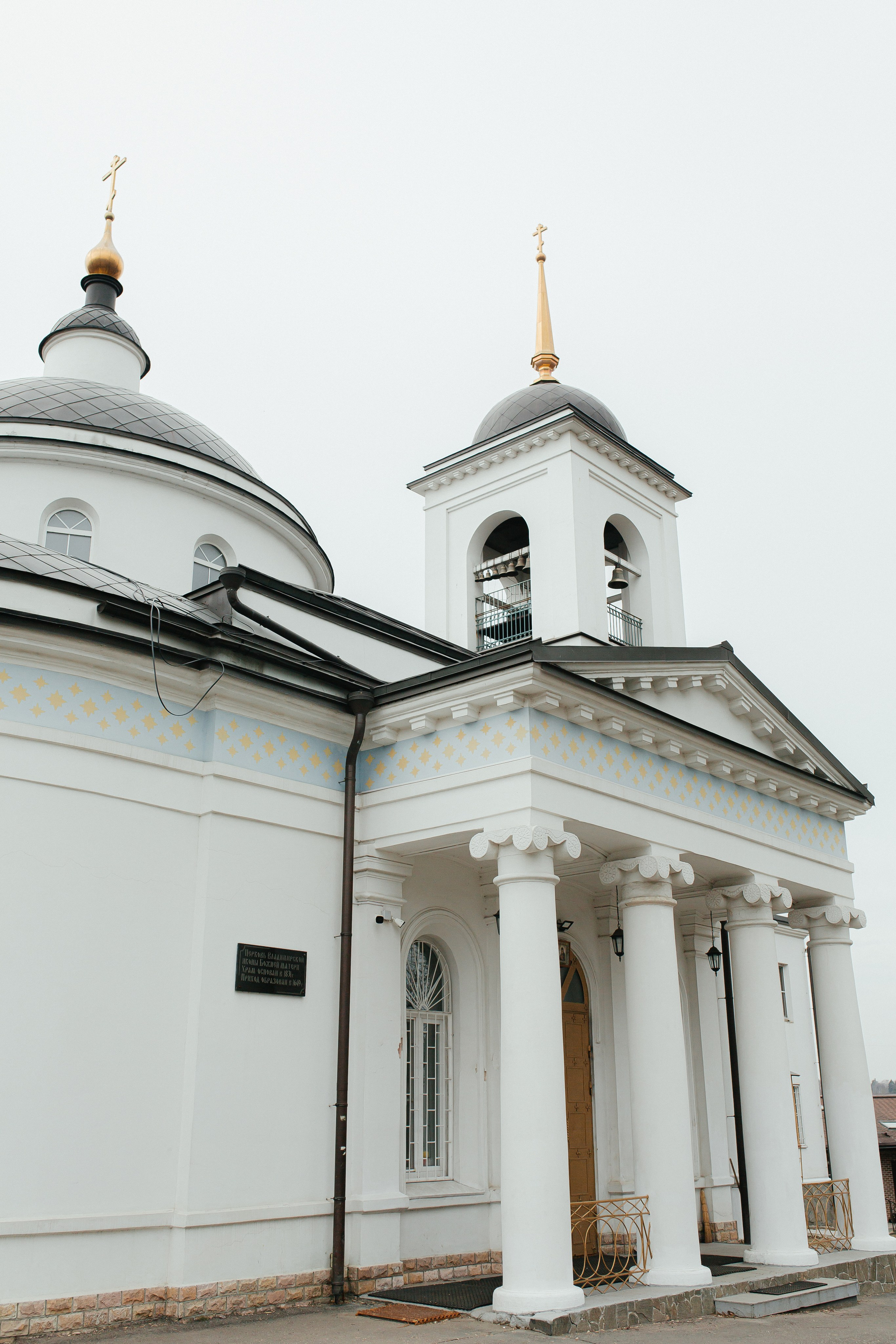 Храм Владимирской иконы Божией Матери Красково. Свадебный и семейный фотограф