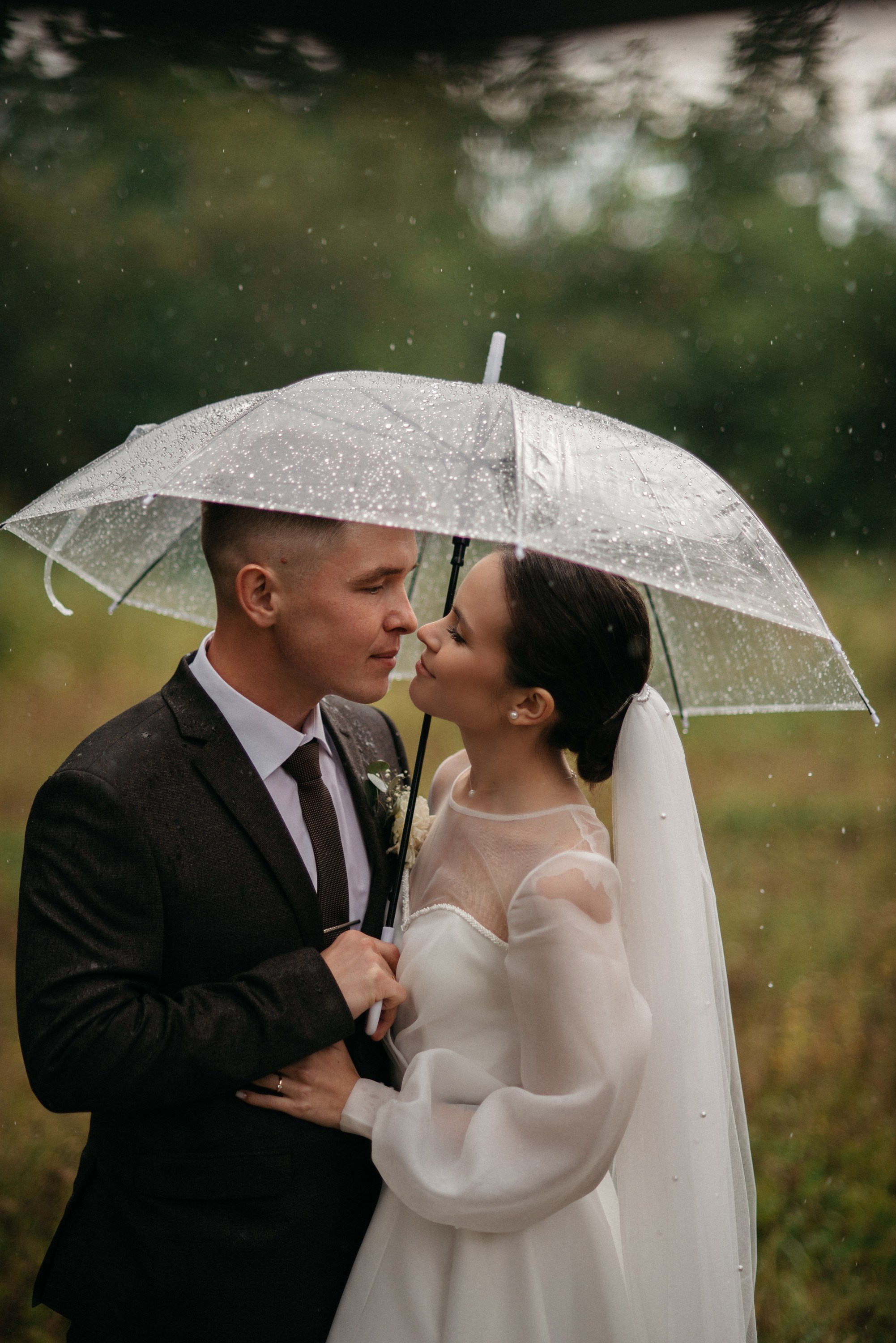 Дождь. Свадебный фотограф Ижевск Петр Шишков