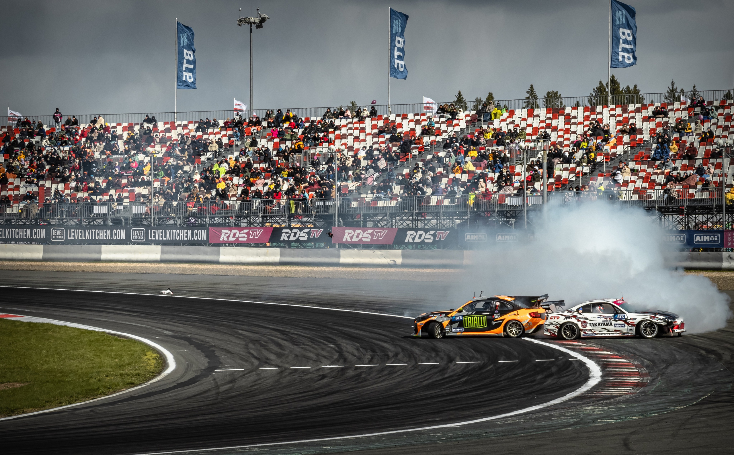 RDS GP. NE Cinema — backstage and reportage photography in cinema, music, Automotive and sport