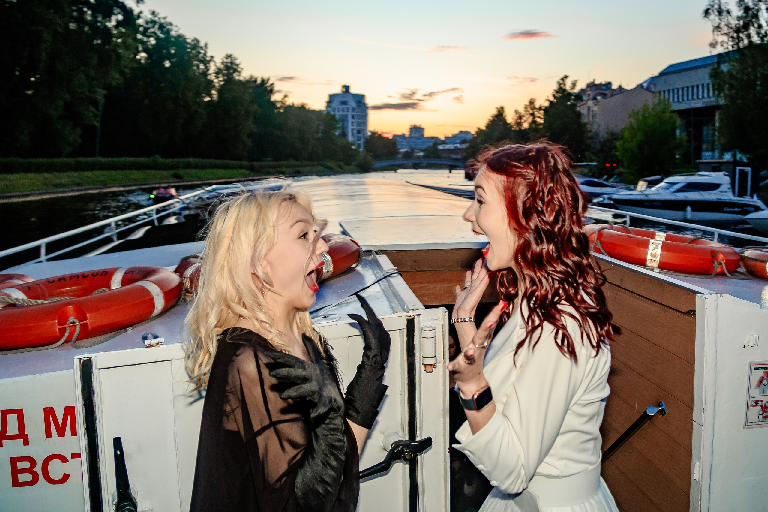 Выпускной на теплоходе. Фотограф в Санкт-Петербурге Чумаков Семен