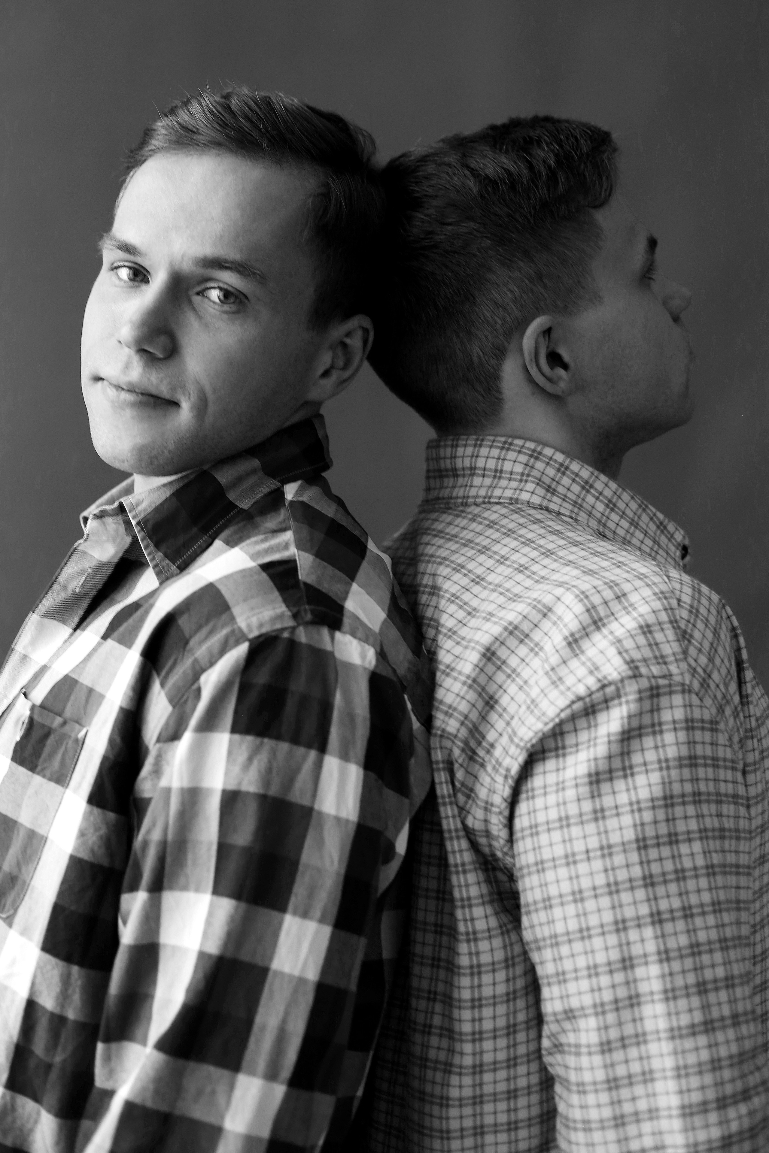 Братья Дима и Вова. Портретный фотогаф в Москве