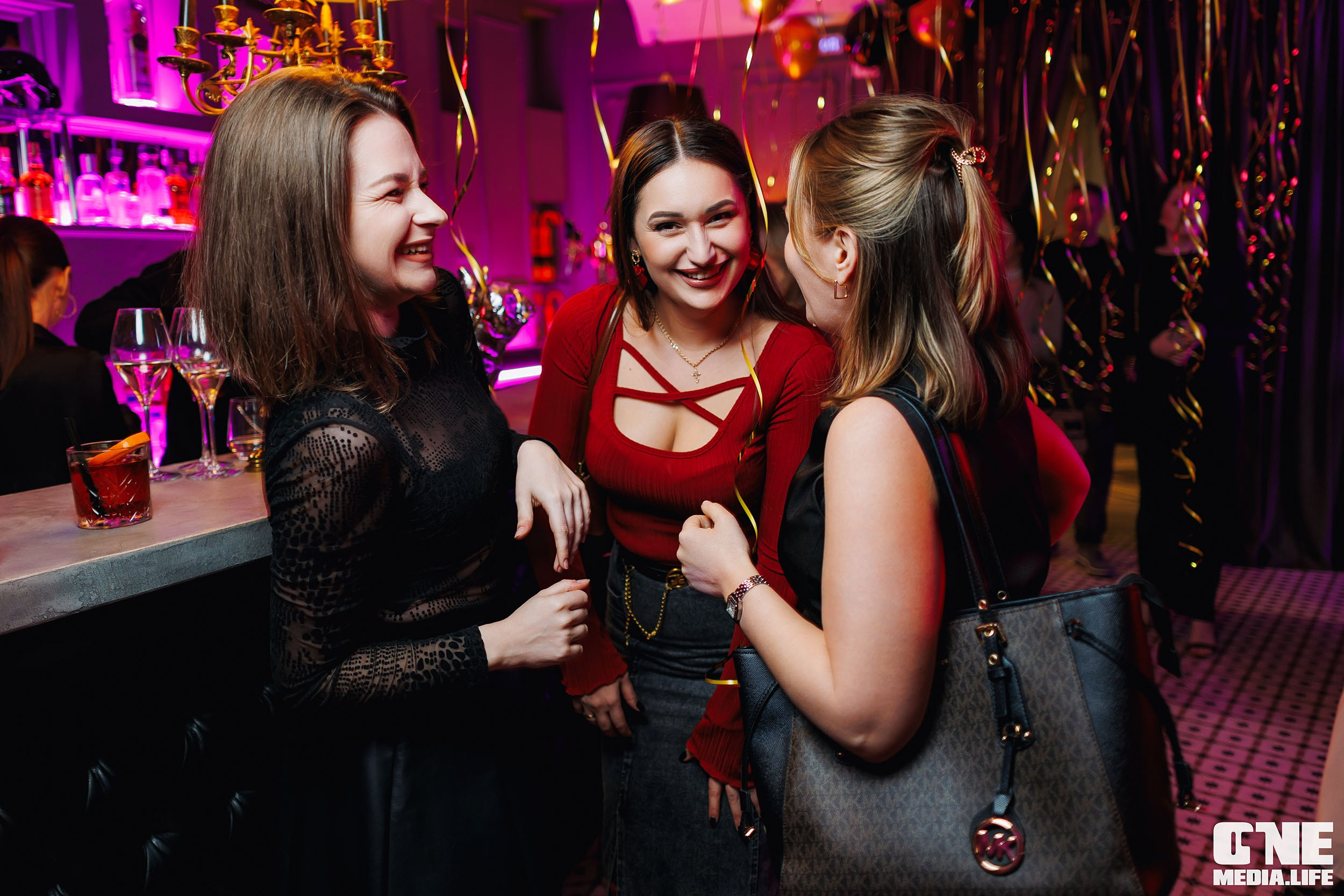Фоторепортаж из караоке-клуба Белгравия. One Media Life: фоторепортажи, фотоотчеты с мероприятий и заведений