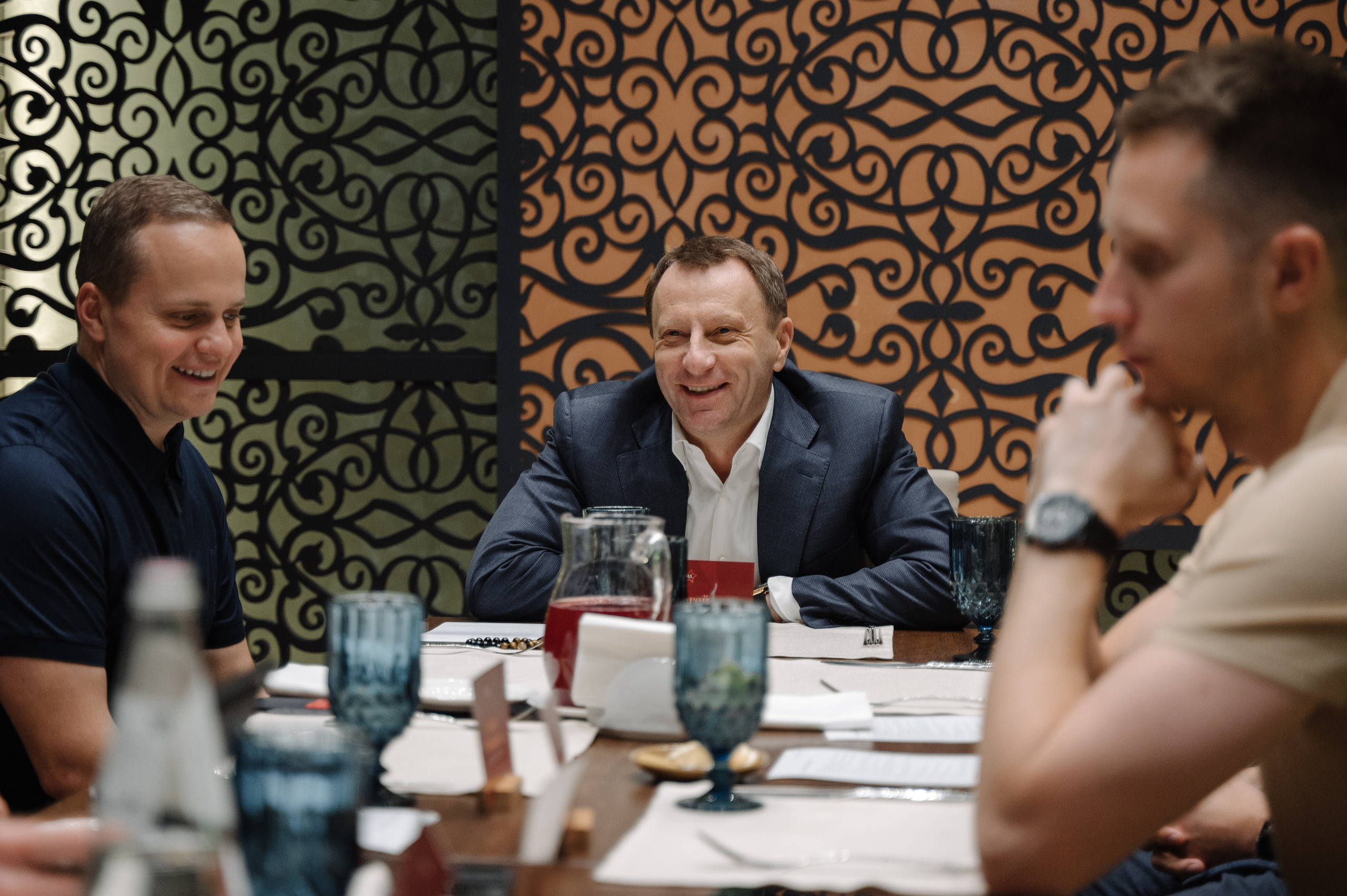 БИЗНЕС УЖИН В РЕСТОРАНЕ PESHI