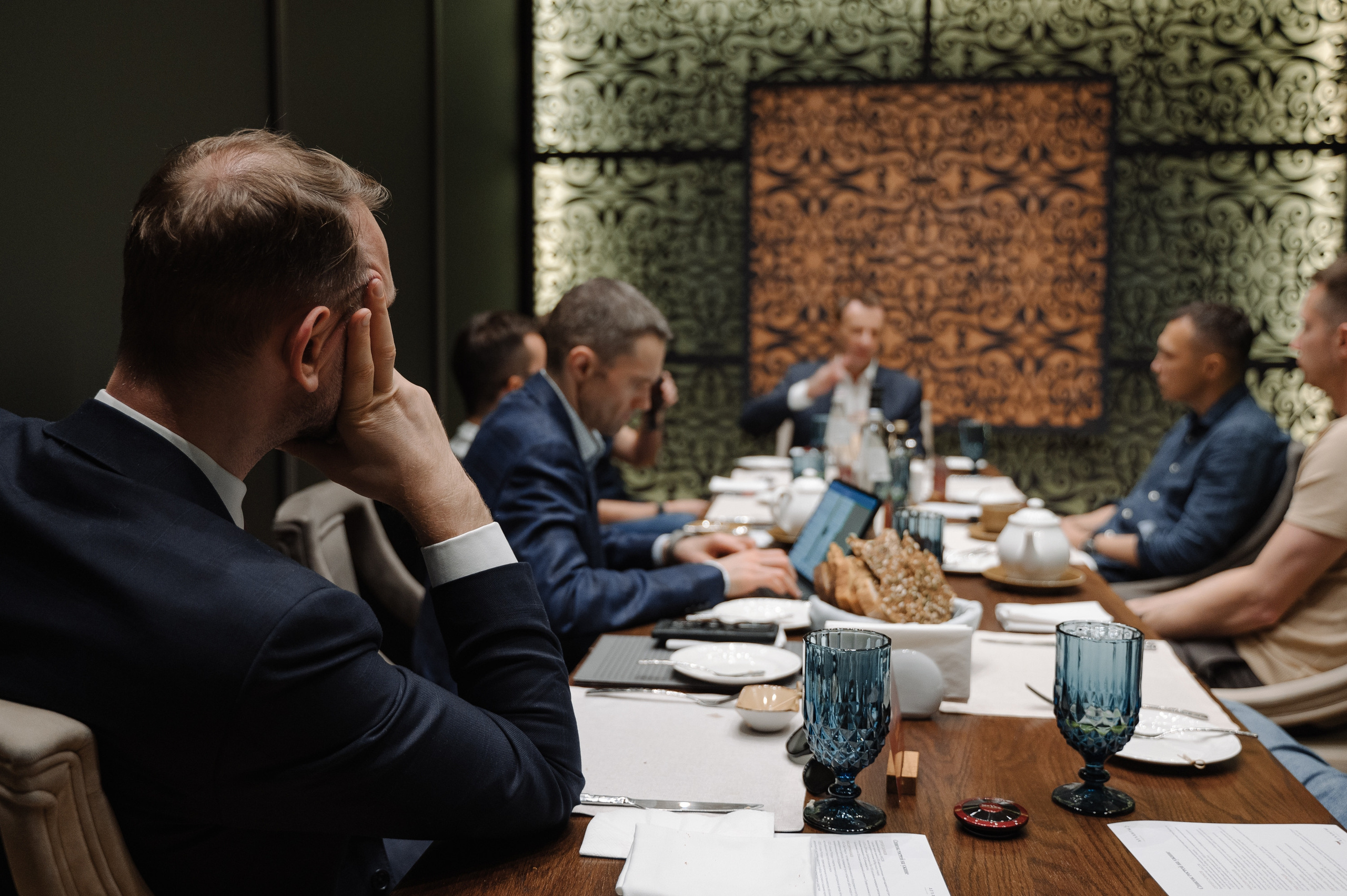 БИЗНЕС УЖИН В РЕСТОРАНЕ PESHI