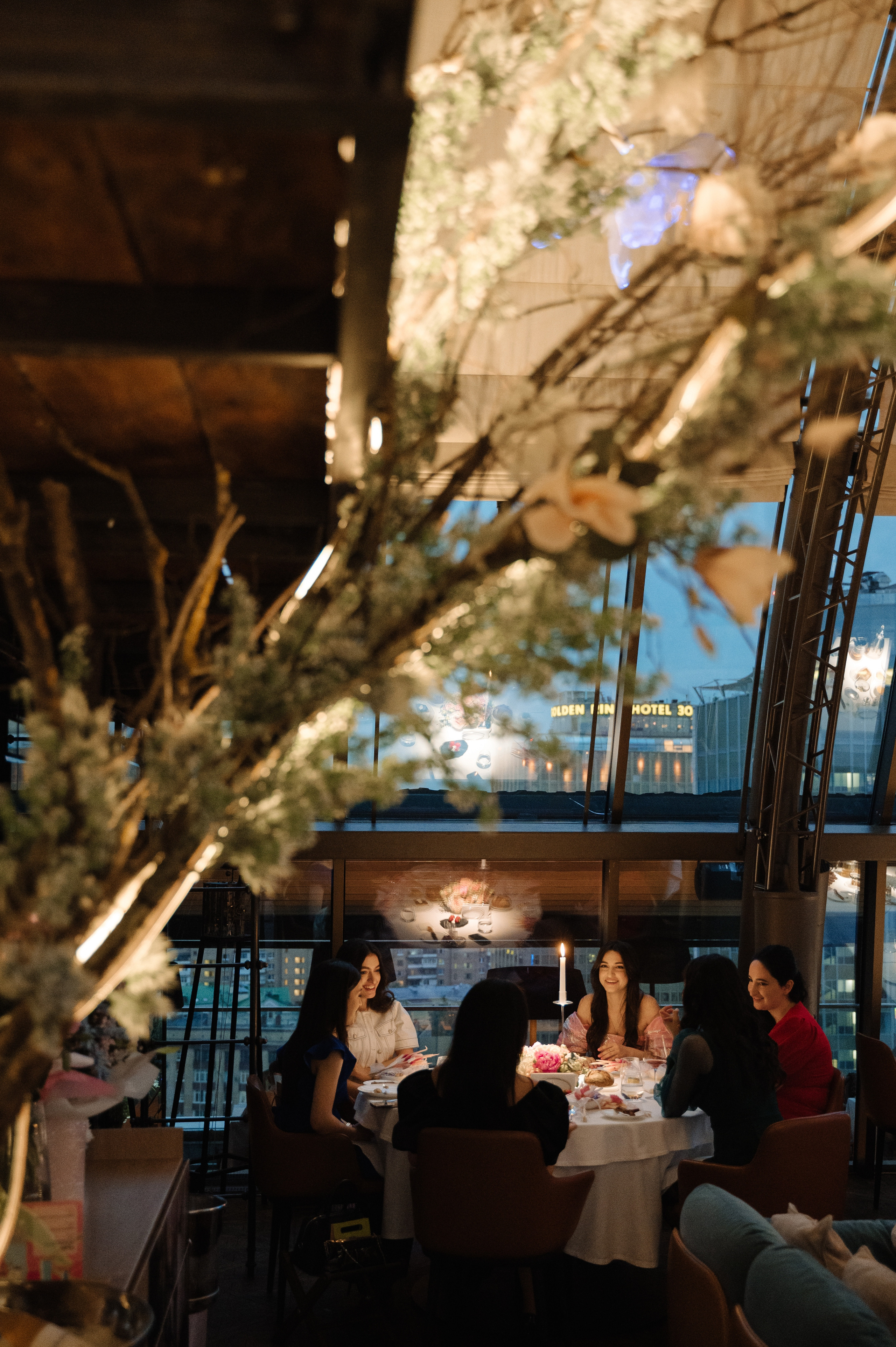 ДЕНЬ РОЖДЕНИЯ В РЕСТОРАНЕ WHITE RABBIT