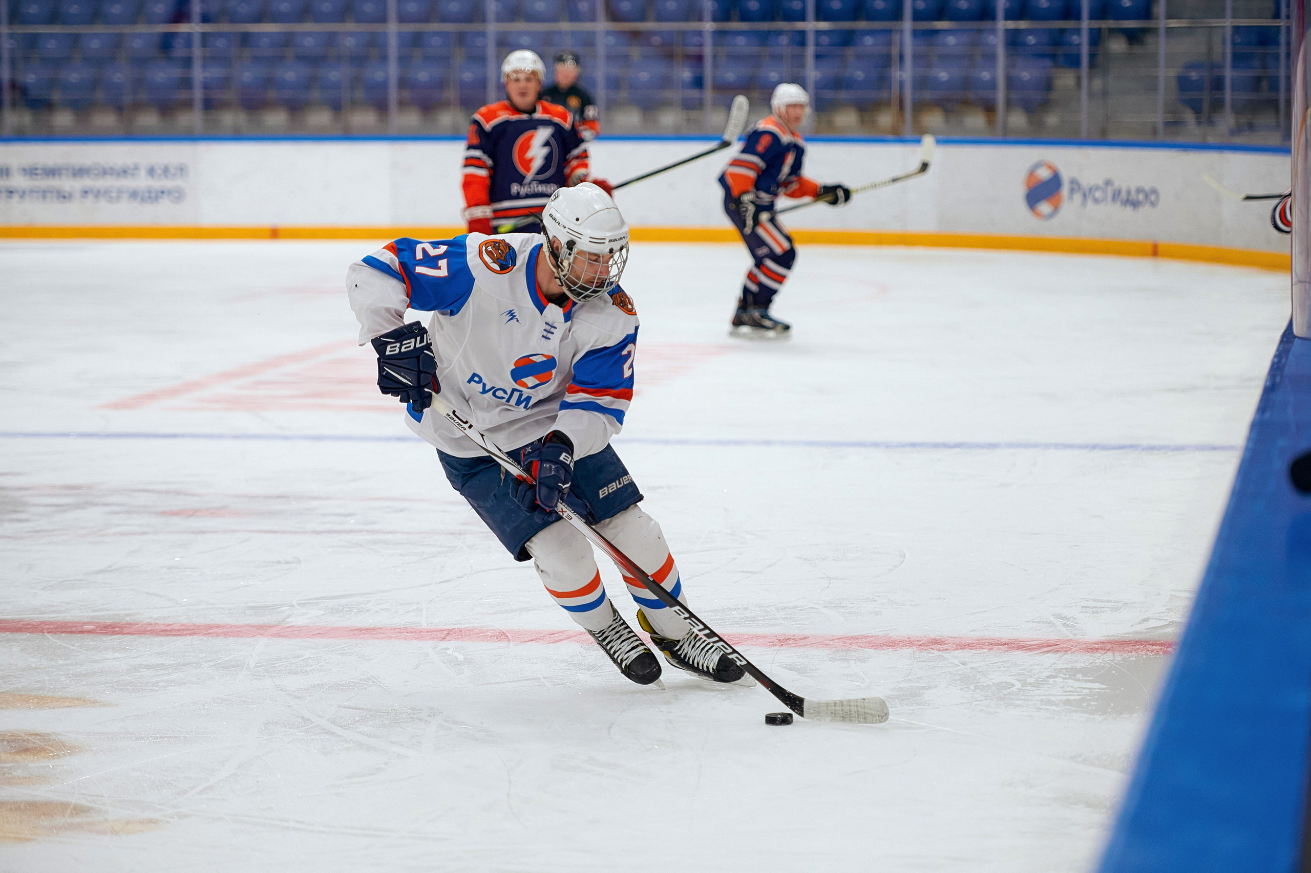 Портфолио репортажной фотосъёмки: Кристалл арена — Хоккей — РусГидро. Фотограф Яковлев Роман — Красноярск