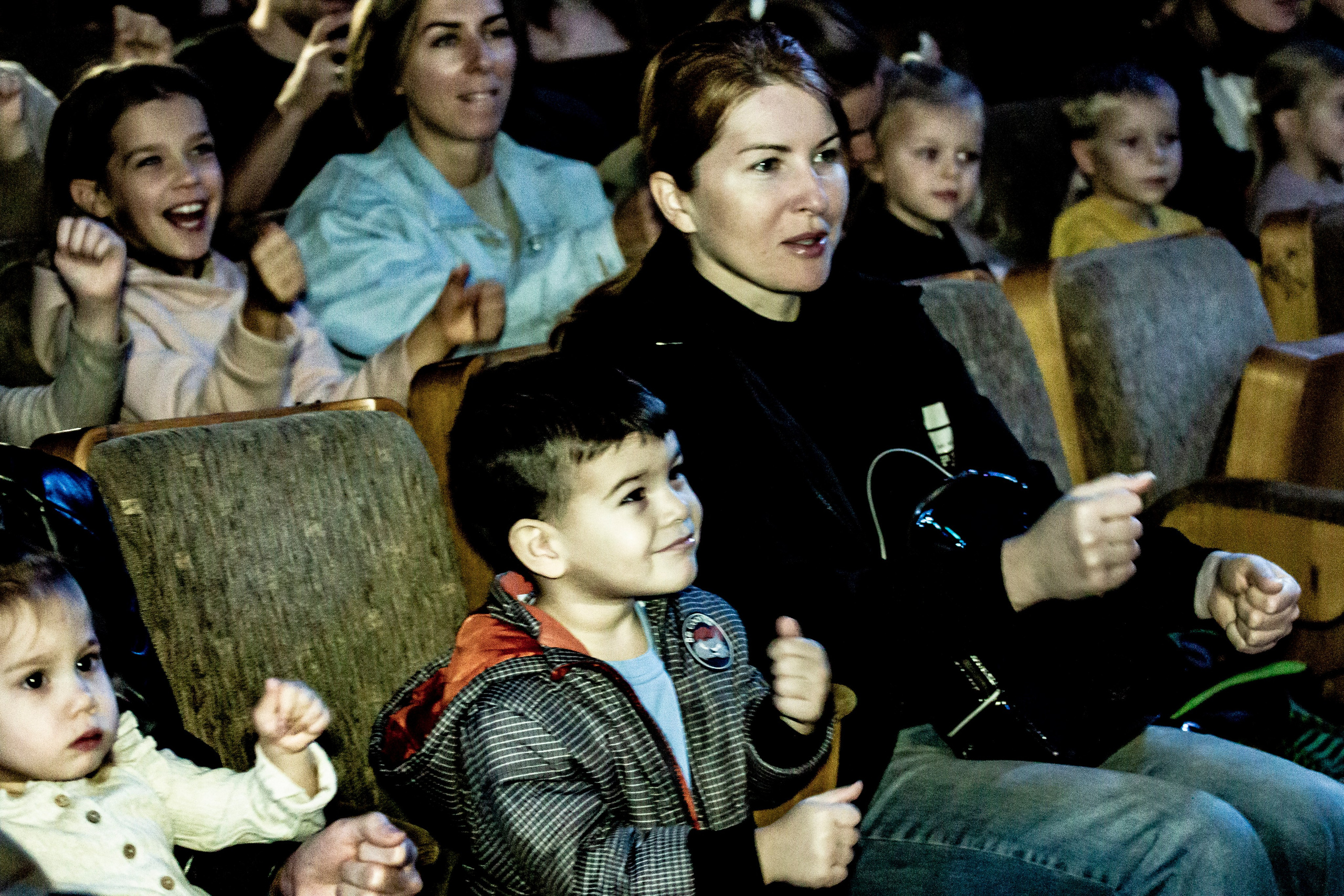Любопытный слоненок спектакль театра Саквояж. Фотограф в Сочи Юрий Шептаев