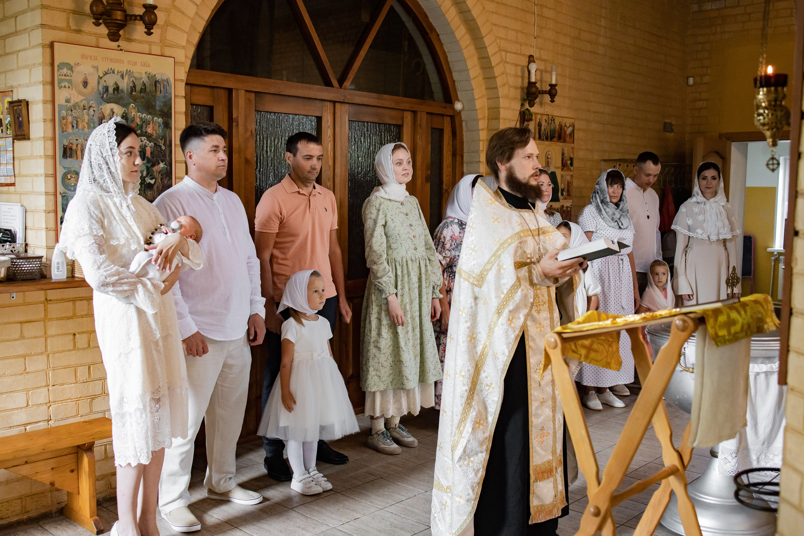 Таинство Крещения Ивана в Церкви Архангела Михаила. Детский и семейный фотограф в Пушкино, Мытищи, Москва Сергеева Светлана