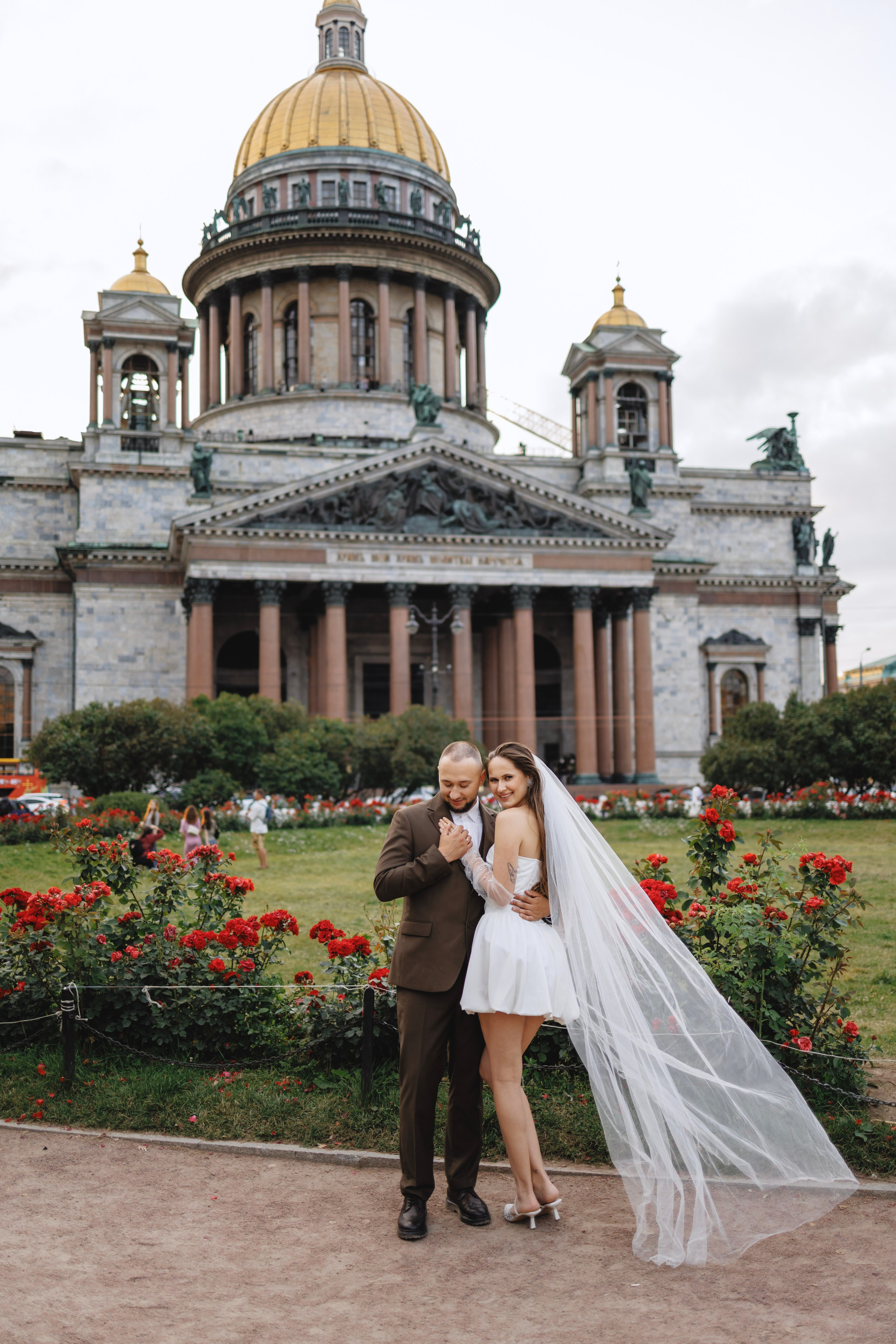 Руслан и Виолетта — Исаакий, Зимняя канавка. Боженова Елена фотограф Санкт-Петербург