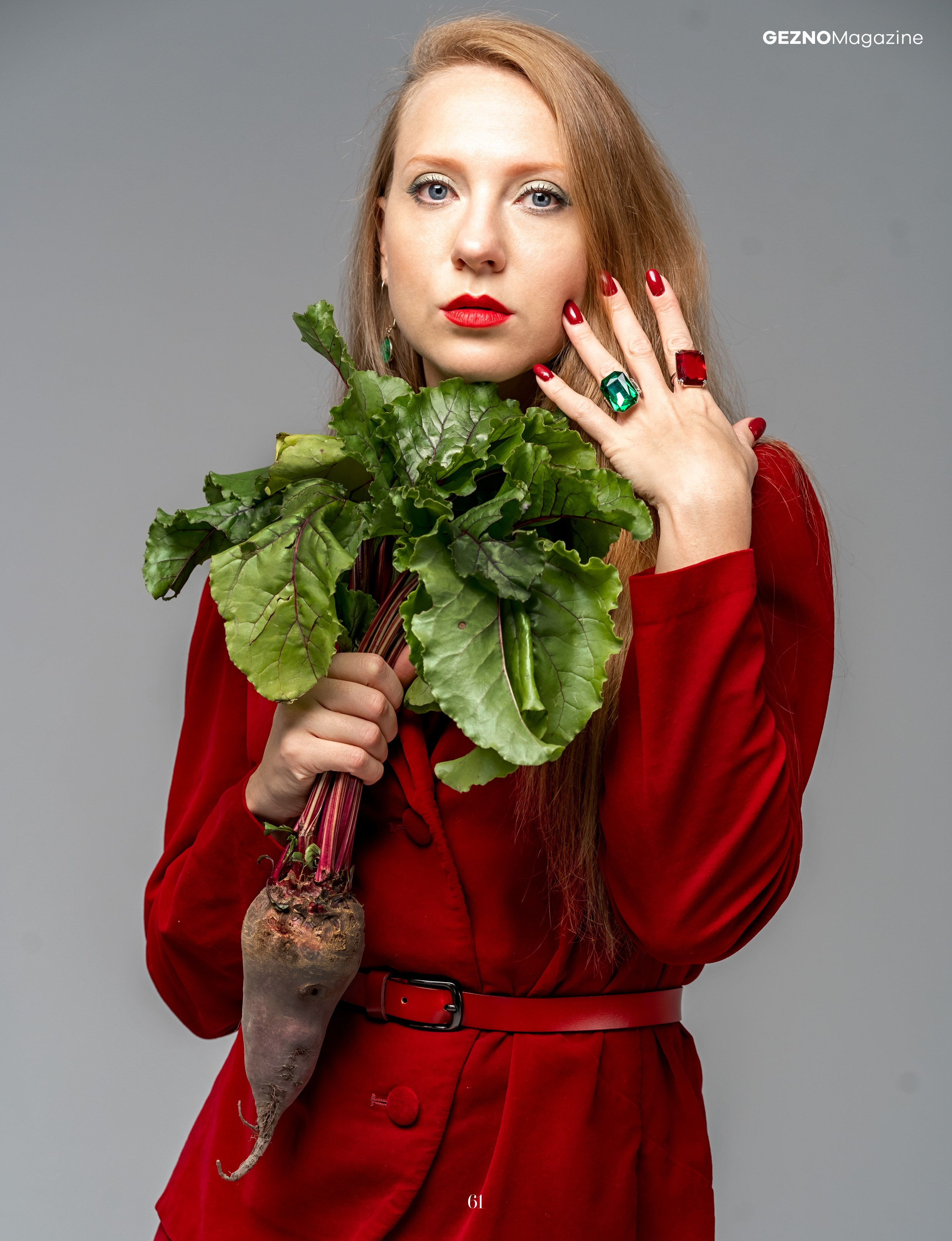 Мои работы опубликованные в зарубежных журналах, элитных и модных. Студийный и портретный фотограф в САНКТ-ПЕТЕРБУРГЕИрина Махаон