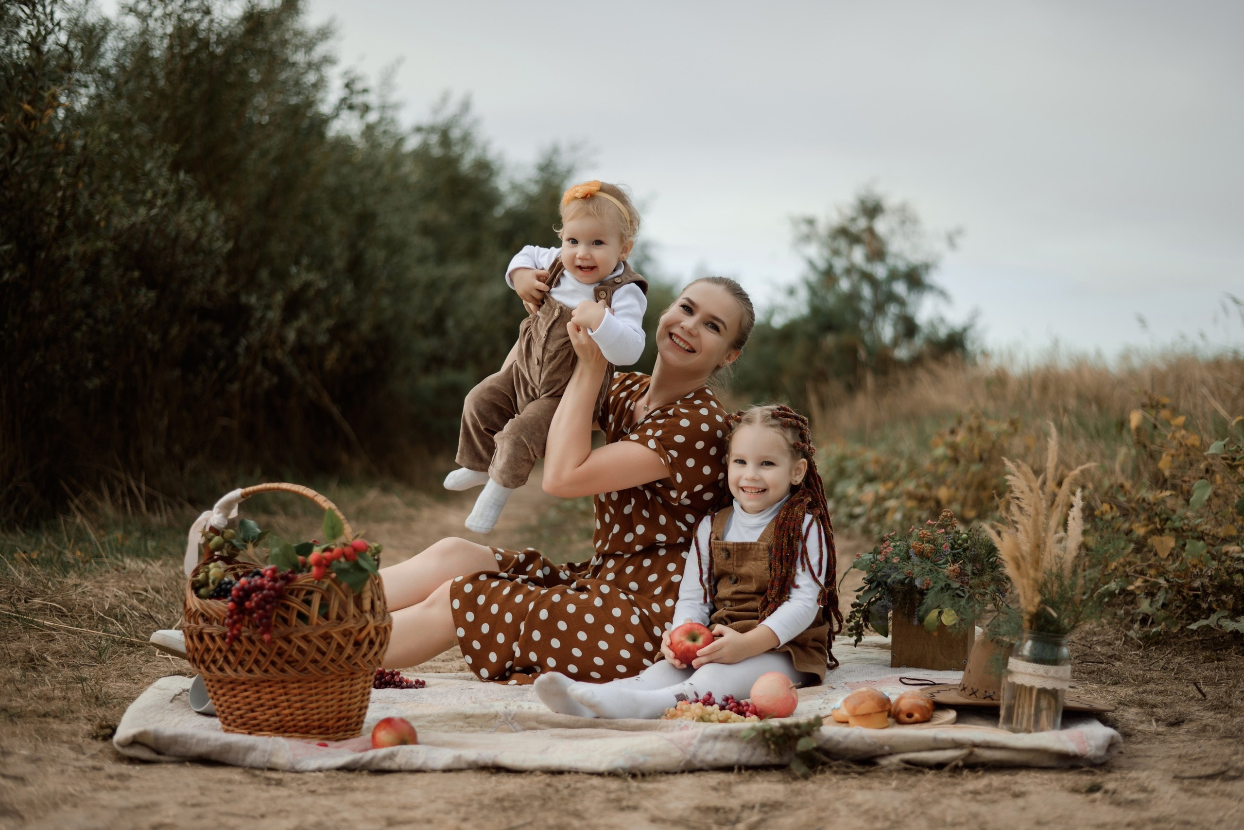 Семейные истории. Свадебный фотограф в г. Астрахань. Так же выезжаю в другие города