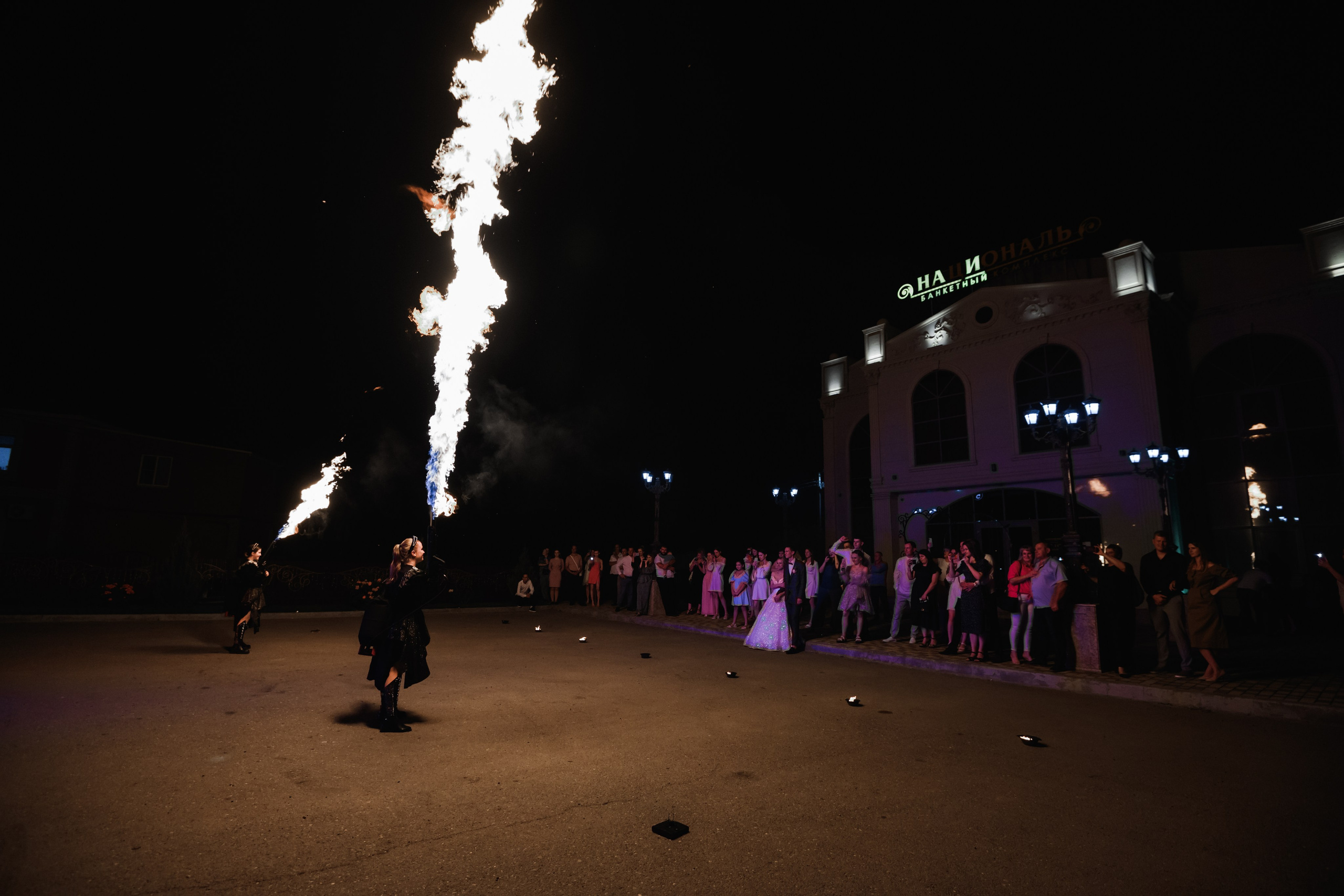 B & A. Свадебный фотограф в г. Астрахань. Так же выезжаю в другие города