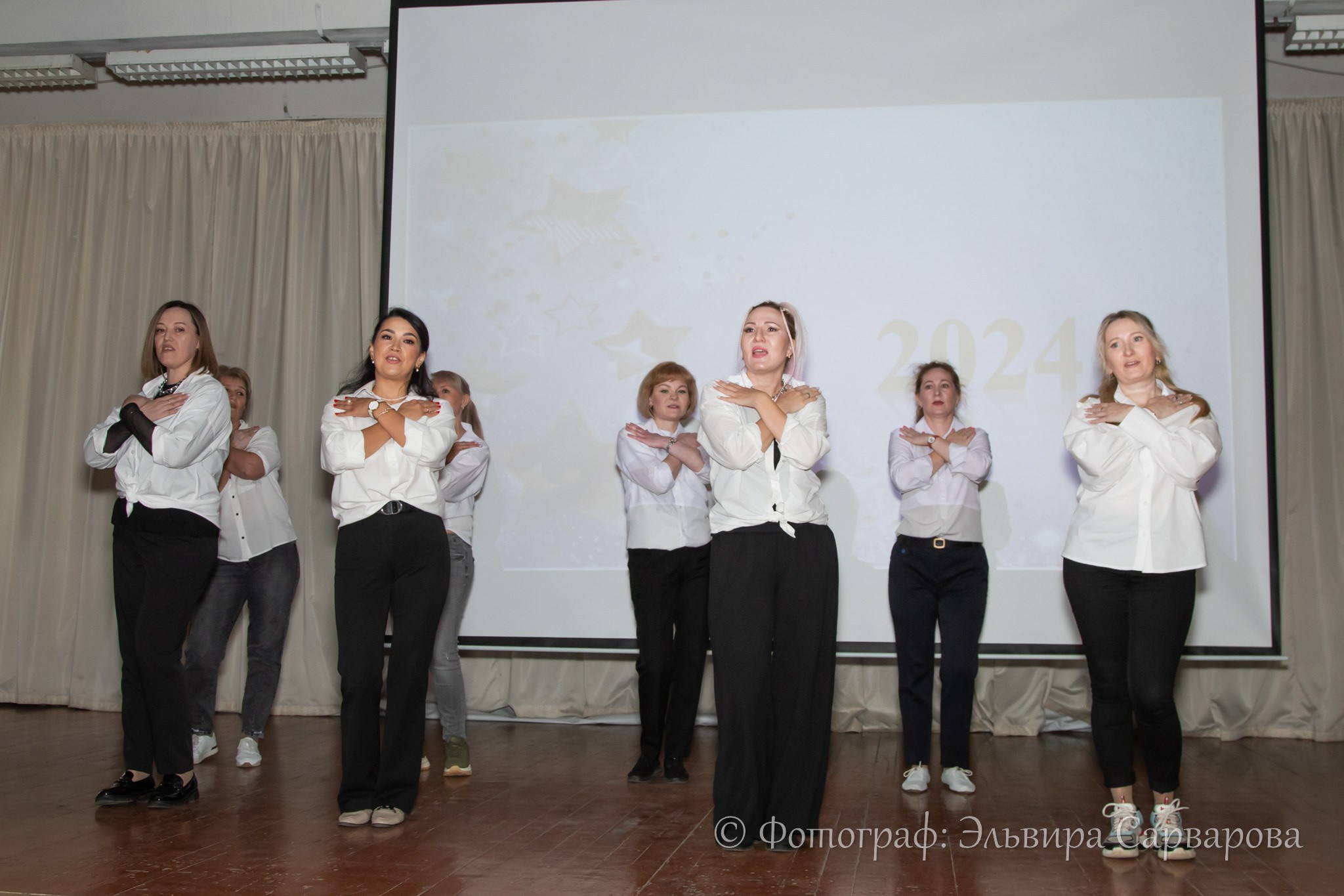 Вручение аттестатов 9 класс. Репортажный Фотограф