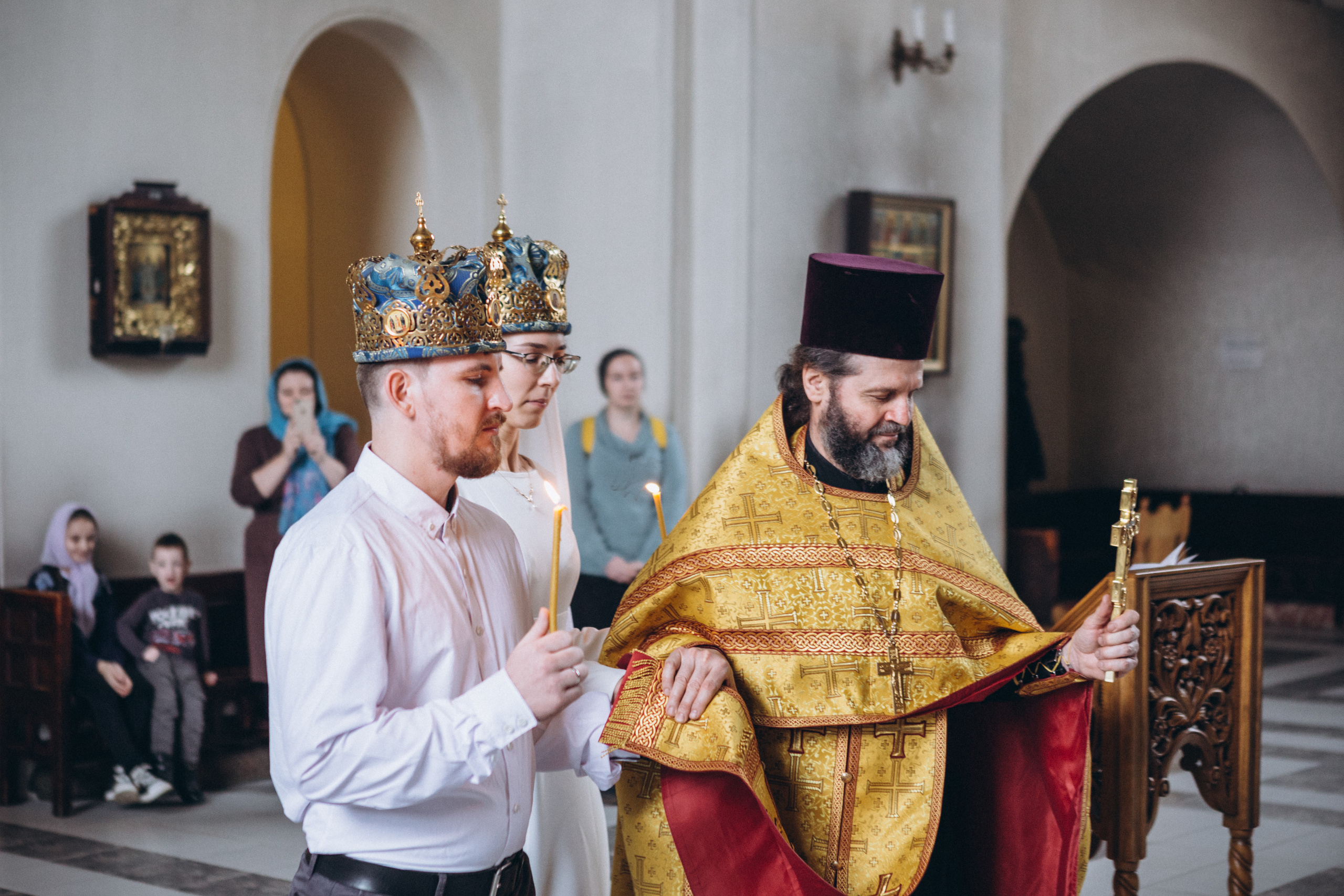 Венчание в Церкви Иконы Божией Матери Казанская на Валаамском подворье. Свадебный и семейный фотограф в Санкт-Петербурге Яцына Юрий. Видеоопер