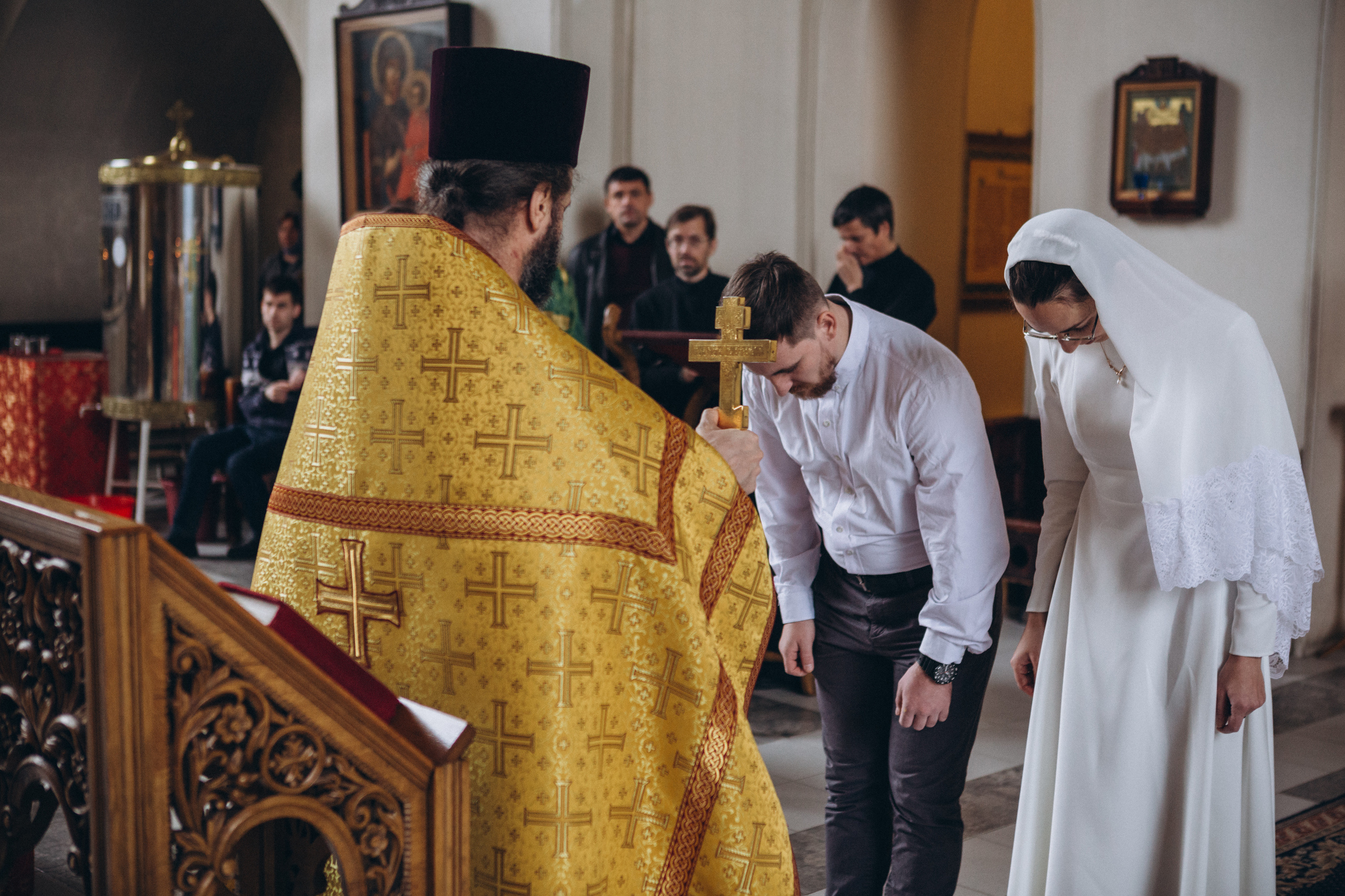 Венчание в Церкви Иконы Божией Матери Казанская на Валаамском подворье. Свадебный и семейный фотограф в Санкт-Петербурге Яцына Юрий. Видеоопер