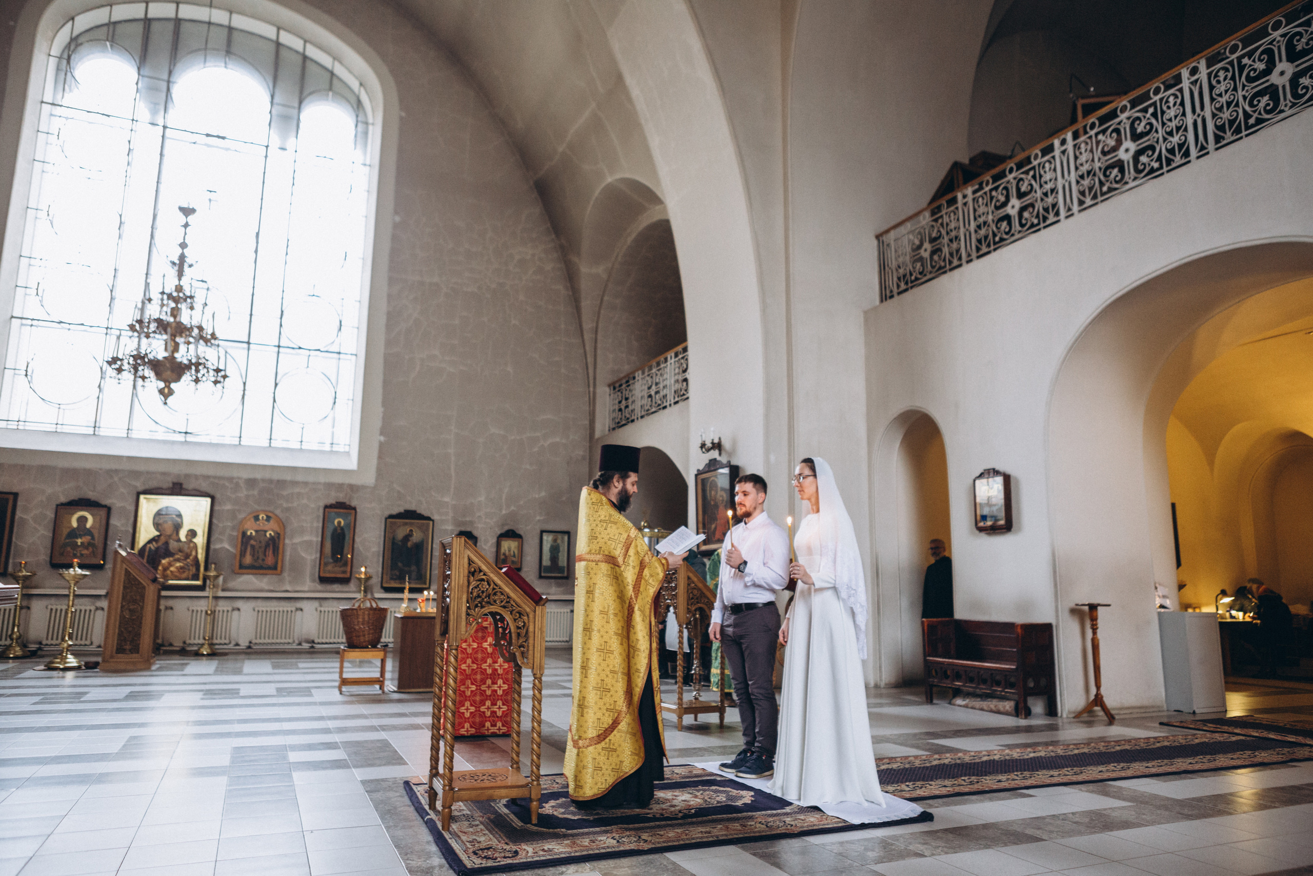 Венчание в Церкви Иконы Божией Матери Казанская на Валаамском подворье. Свадебный и семейный фотограф в Санкт-Петербурге Яцына Юрий. Видеоопер