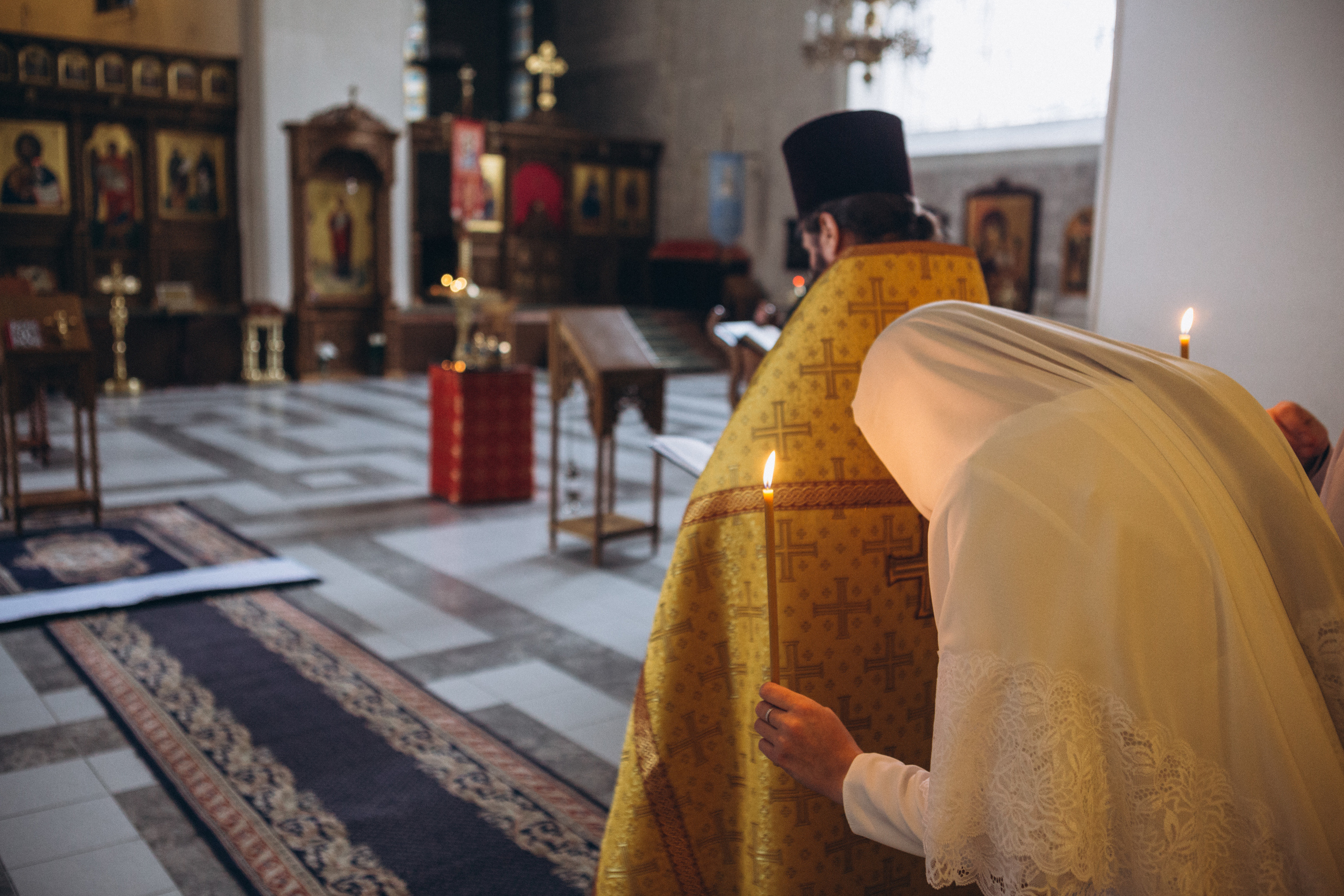 Венчание в Церкви Иконы Божией Матери Казанская на Валаамском подворье. Свадебный и семейный фотограф в Санкт-Петербурге Яцына Юрий. Видеоопер