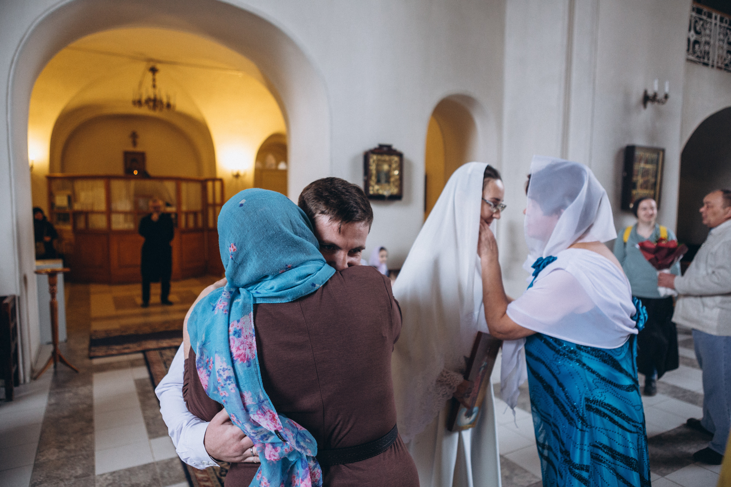 Венчание в Церкви Иконы Божией Матери Казанская на Валаамском подворье. Свадебный и семейный фотограф в Санкт-Петербурге Яцына Юрий. Видеоопер