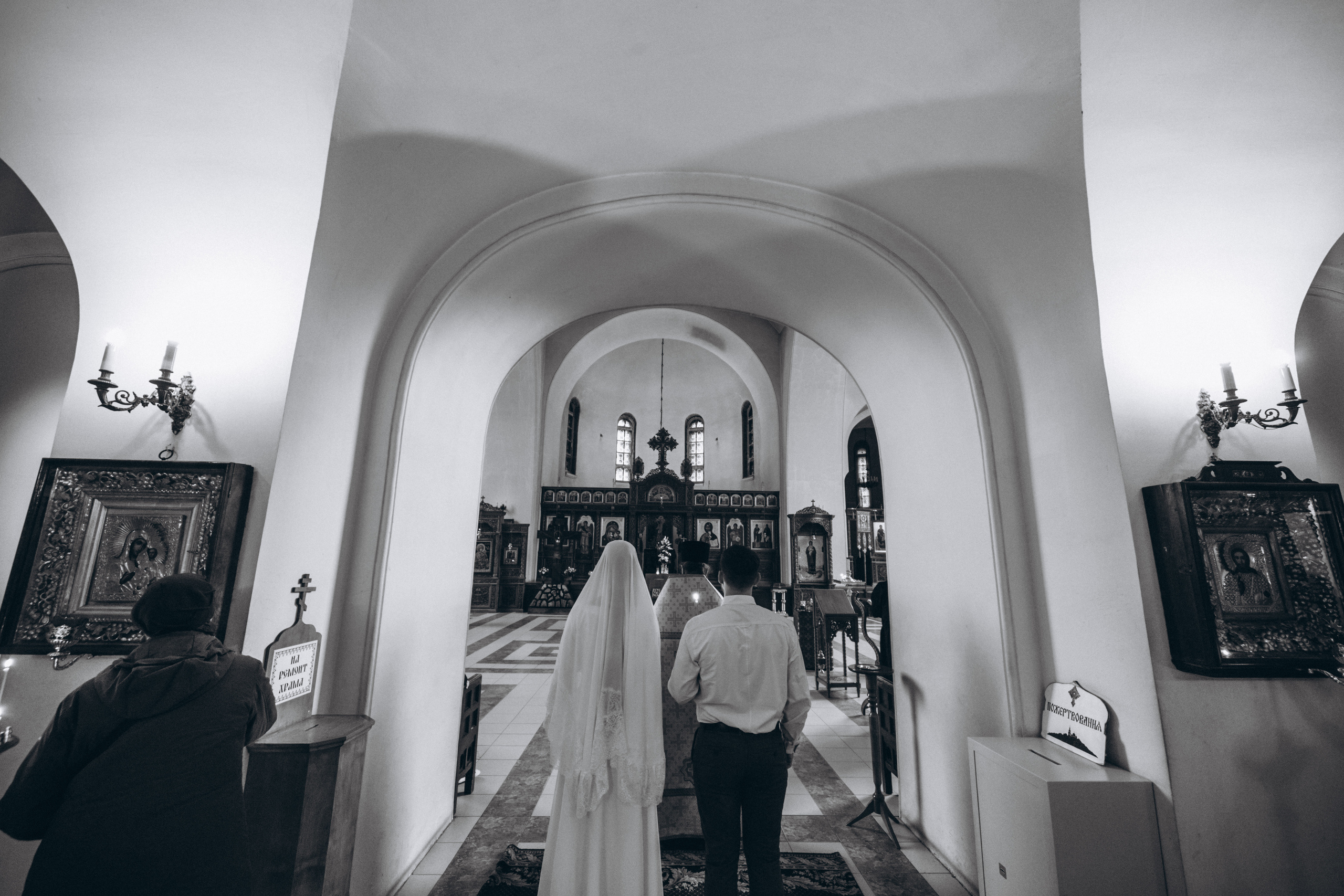 Венчание в Церкви Иконы Божией Матери Казанская на Валаамском подворье. Свадебный и семейный фотограф в Санкт-Петербурге Яцына Юрий. Видеоопер