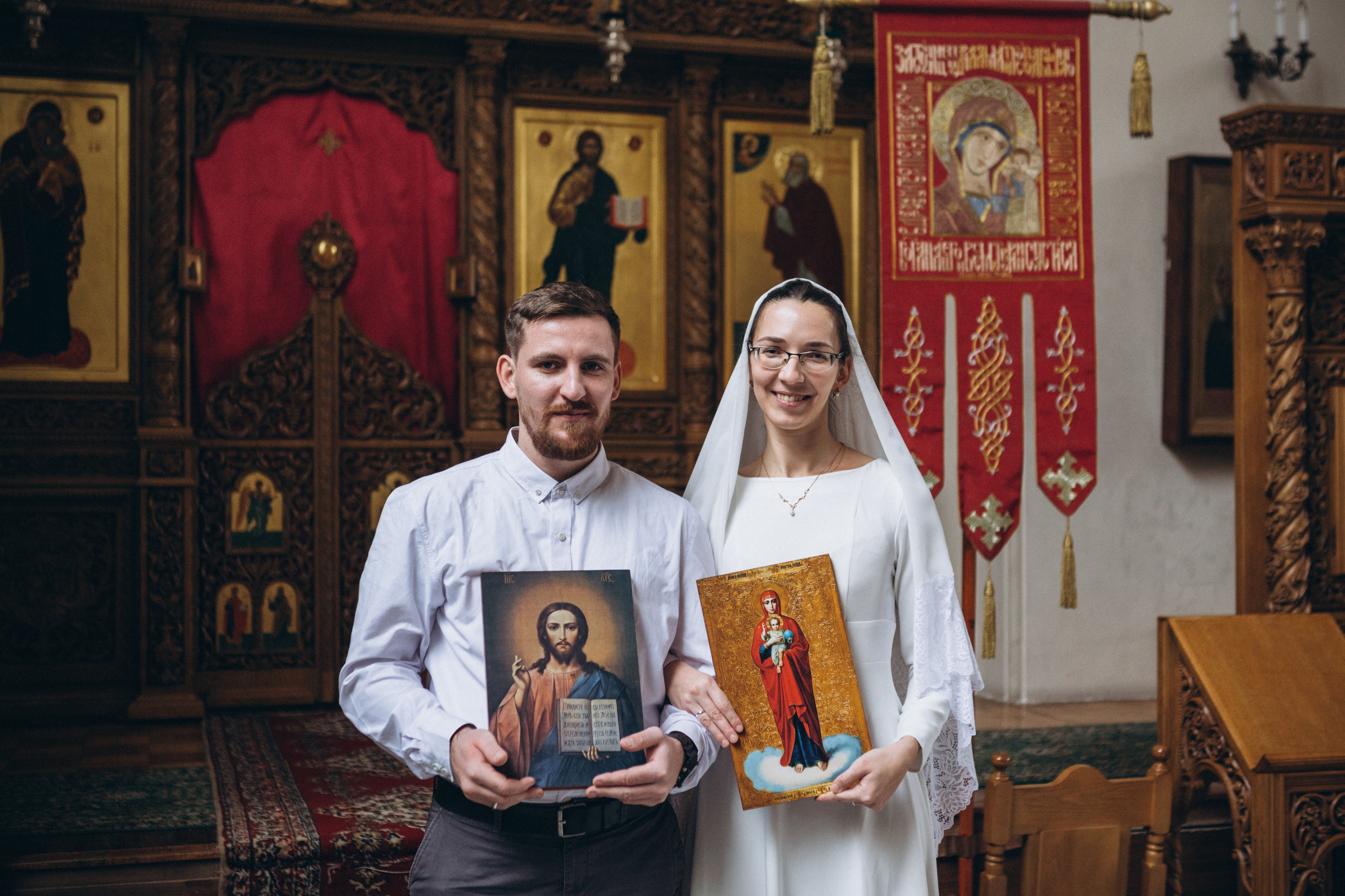 Венчание в Церкви Иконы Божией Матери Казанская на Валаамском подворье. Свадебный и семейный фотограф в Санкт-Петербурге Яцына Юрий. Видеоопер