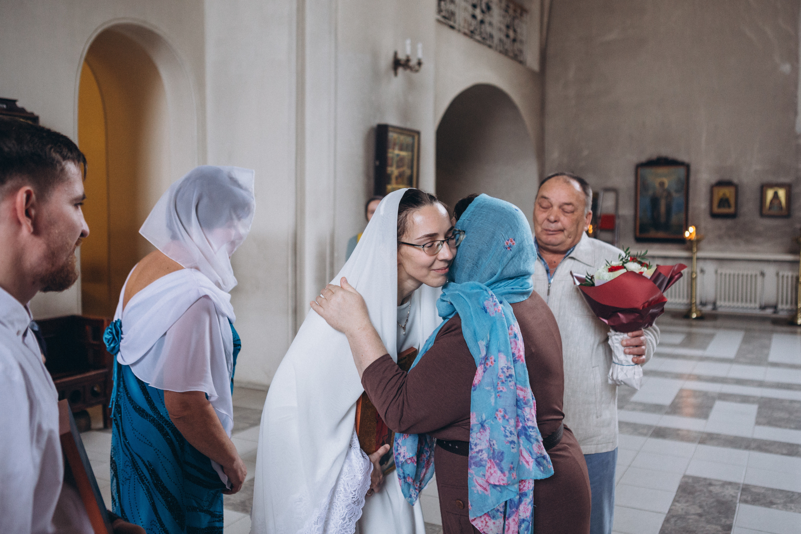 Венчание в Церкви Иконы Божией Матери Казанская на Валаамском подворье. Свадебный и семейный фотограф в Санкт-Петербурге Яцына Юрий. Видеоопер