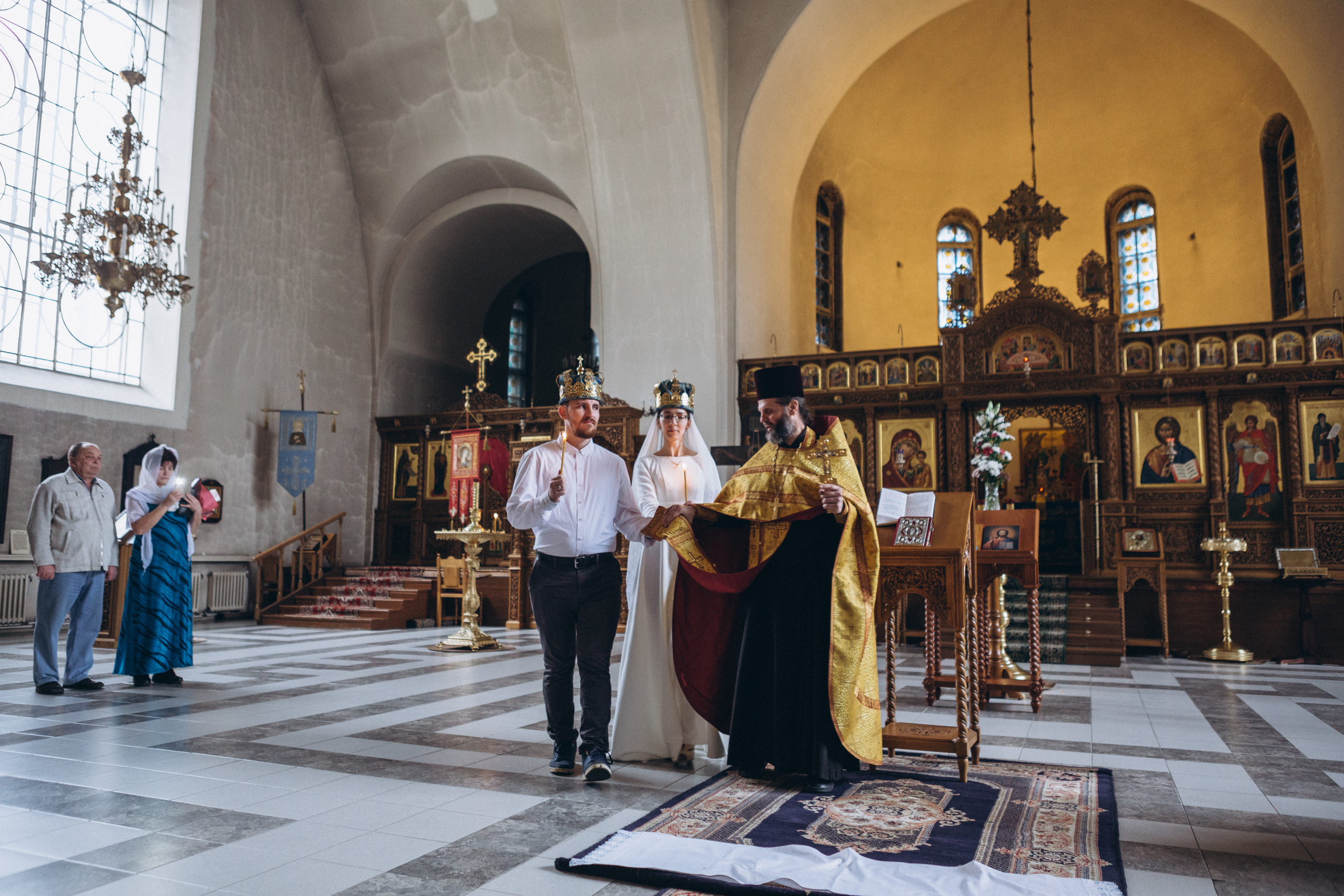 Венчание в Церкви Иконы Божией Матери Казанская на Валаамском подворье. Свадебный и семейный фотограф в Санкт-Петербурге Яцына Юрий. Видеоопер