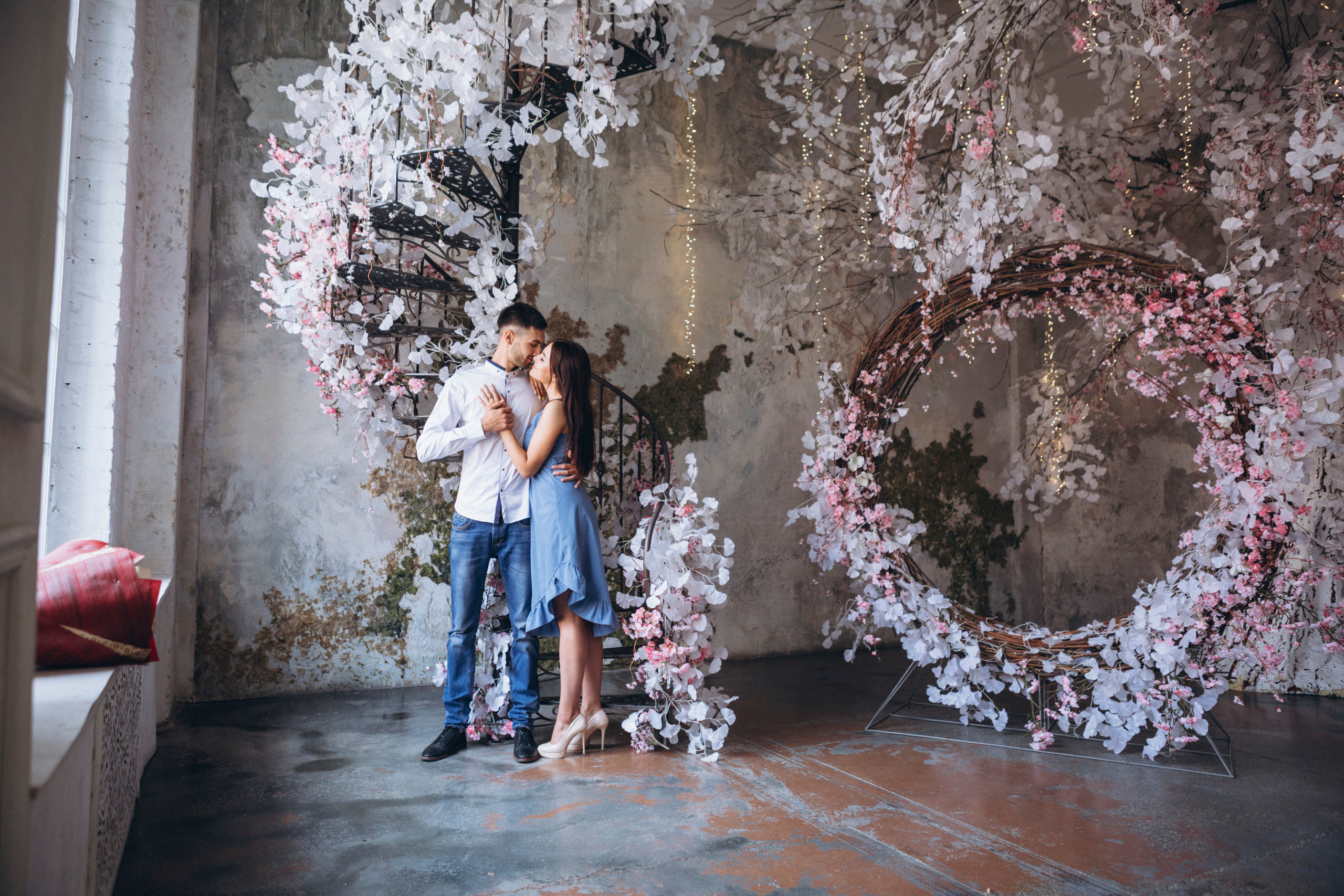 Предложение руки и сердца в фотостудии. Свадебный и семейный фотограф в Санкт-Петербурге Яцына Юрий. Видеоопер