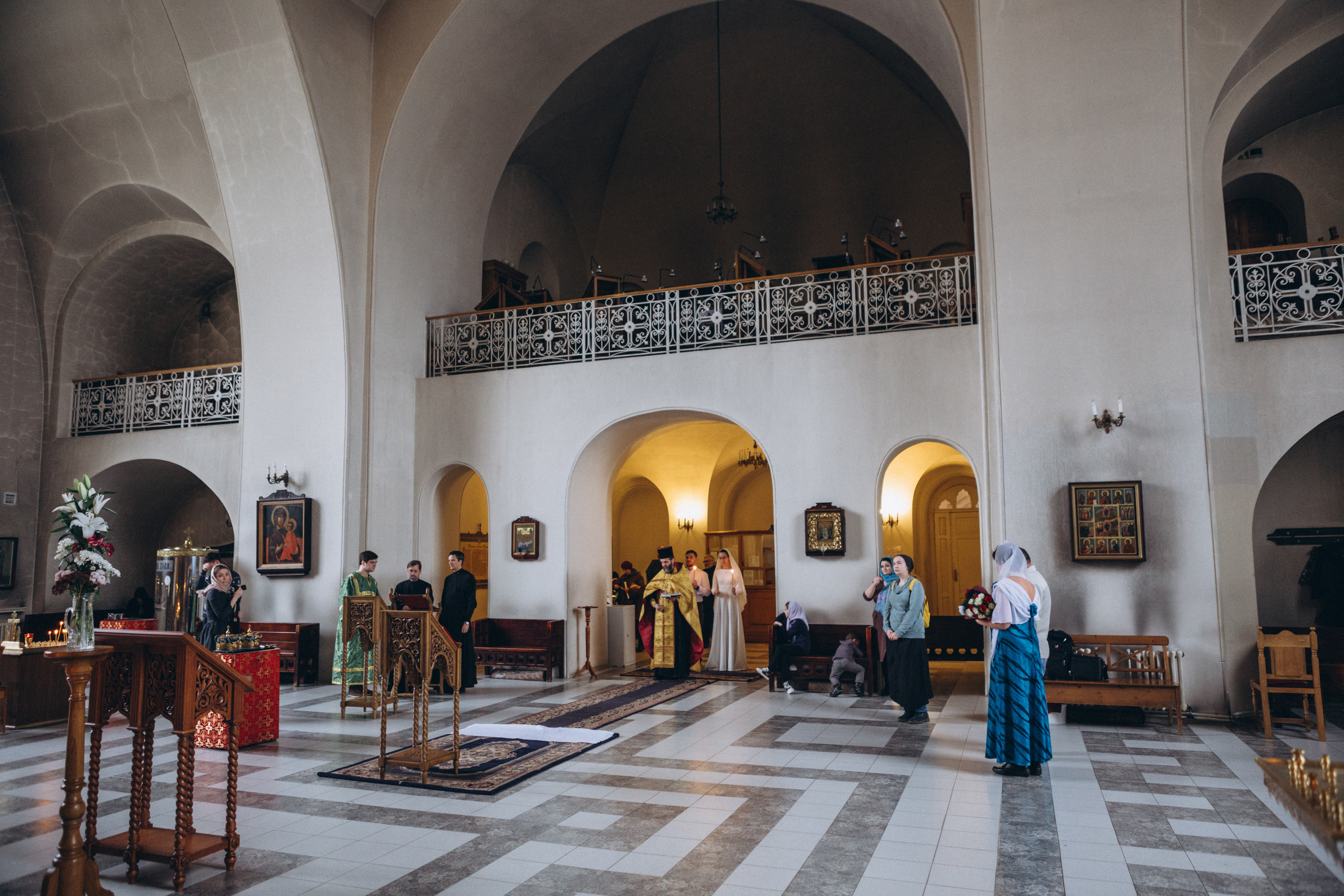 Венчание в Церкви Иконы Божией Матери Казанская на Валаамском подворье. Свадебный и семейный фотограф в Санкт-Петербурге Яцына Юрий. Видеоопер