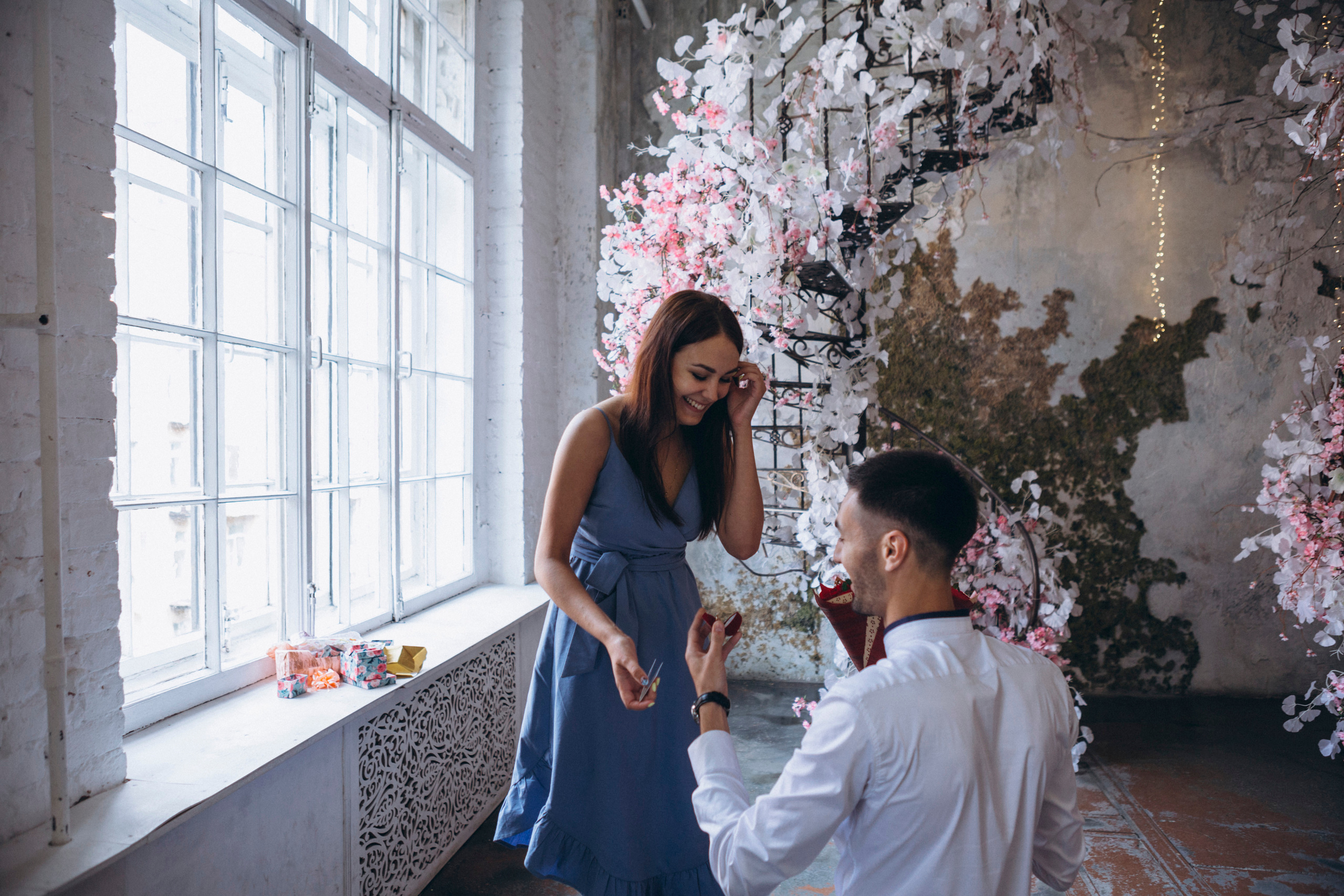 Предложение руки и сердца в фотостудии. Свадебный и семейный фотограф в Санкт-Петербурге Яцына Юрий. Видеоопер